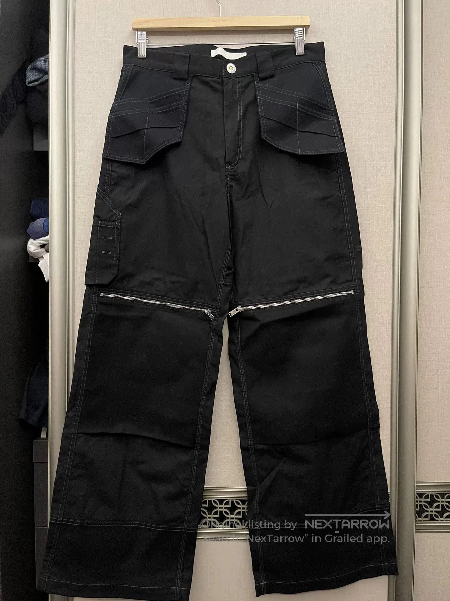Other black cargo pants with zipper pockets. Size US 30 / EU 46 - 1 Thumbnail