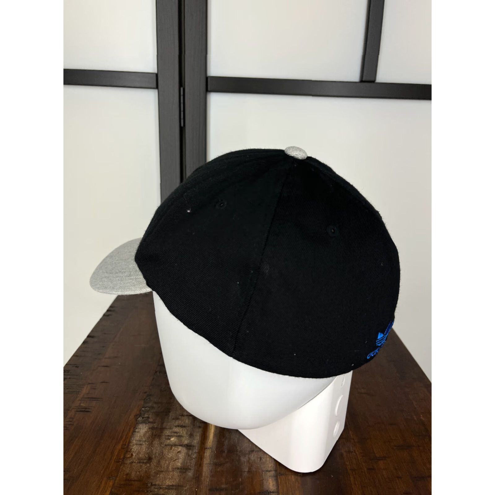 Adidas adidas Hat Cap Fitted Adult One Size Black Embroidered Acrylic Wool Blend Twill Baseball Cap Men Logo Outdoor Casual 90s, Vintage Mens Size ONE SIZE - 5 Thumbnail