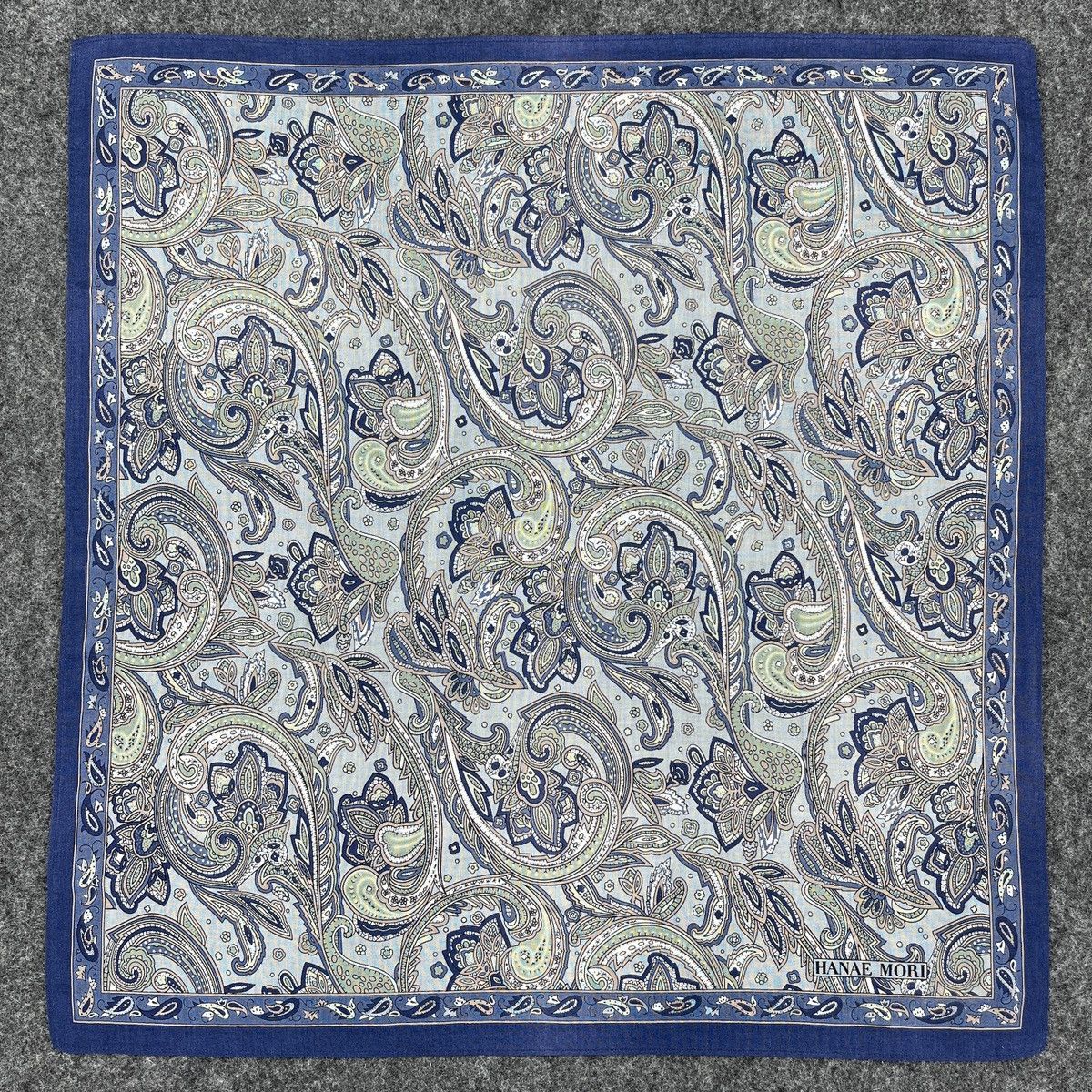 Hanae Mori × Japanese Brand Hanae Mori Paisley Handkerchief / Bandana / Neckerchief B212 Size ONE SIZE - 1 Thumbnail