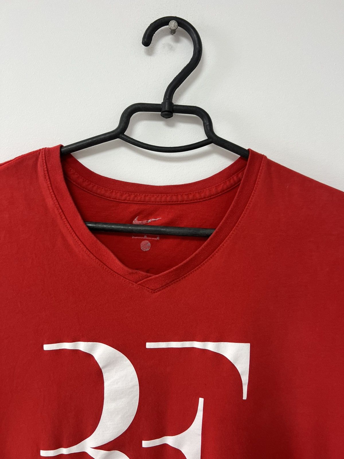 Nike Roger Federer Foundation 2010 RF Nike T shirt Tennis Swiss L Size US L / EU 52-54 / 3 - 6 Thumbnail