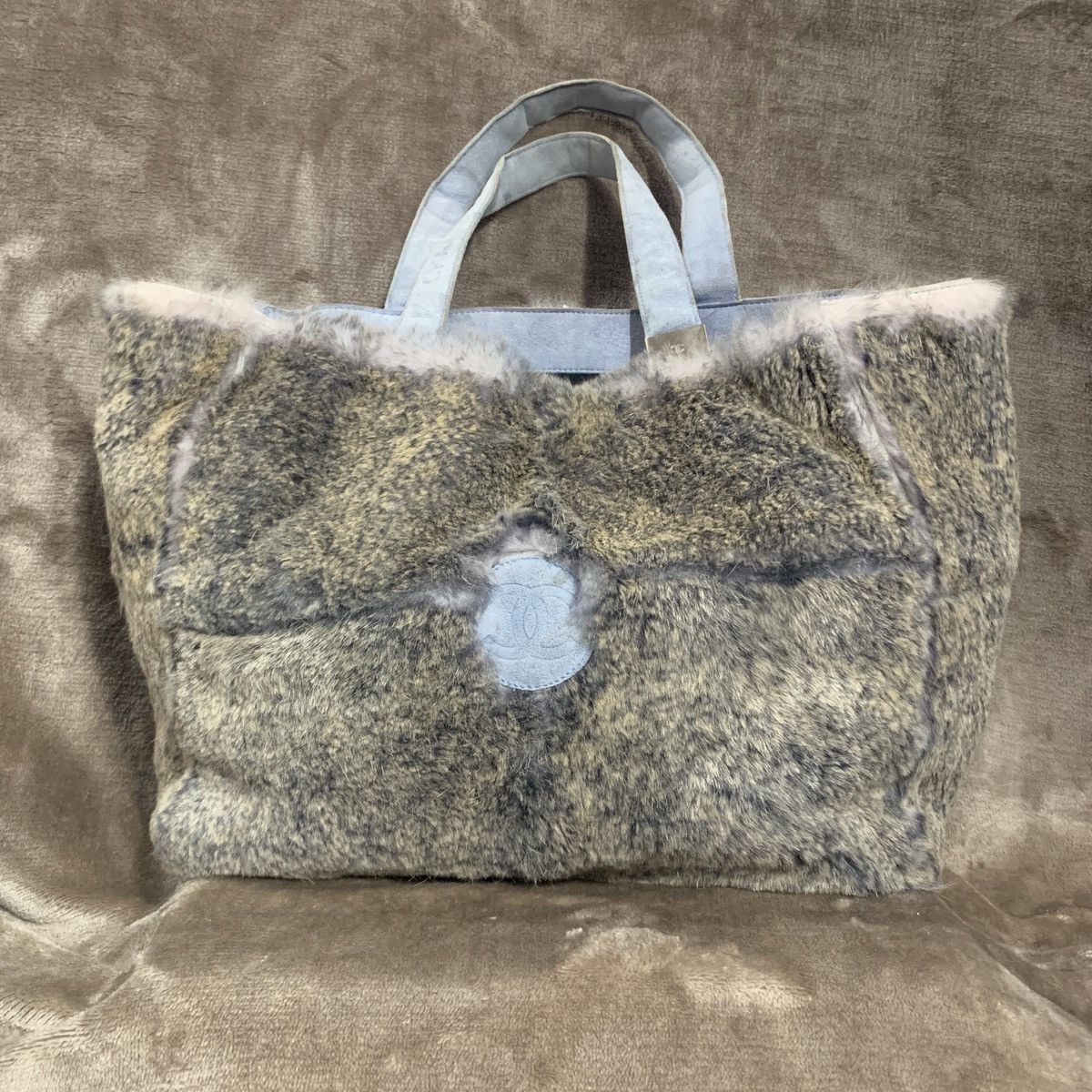 Chanel Chanel CC Lapin Rabit Fur Tote Bag with Pouch Size ONE SIZE - 3 Thumbnail