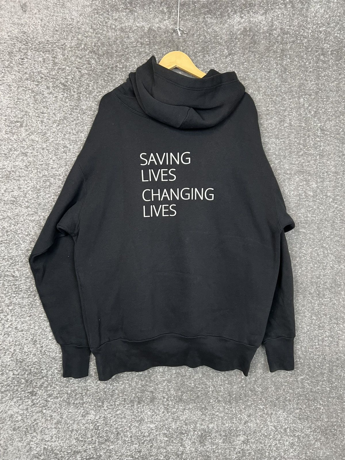 Balenciaga Balenciaga “World Food Programme” Black Hoodie Size Small Size US S / EU 44-46 / 1 - 3 Thumbnail