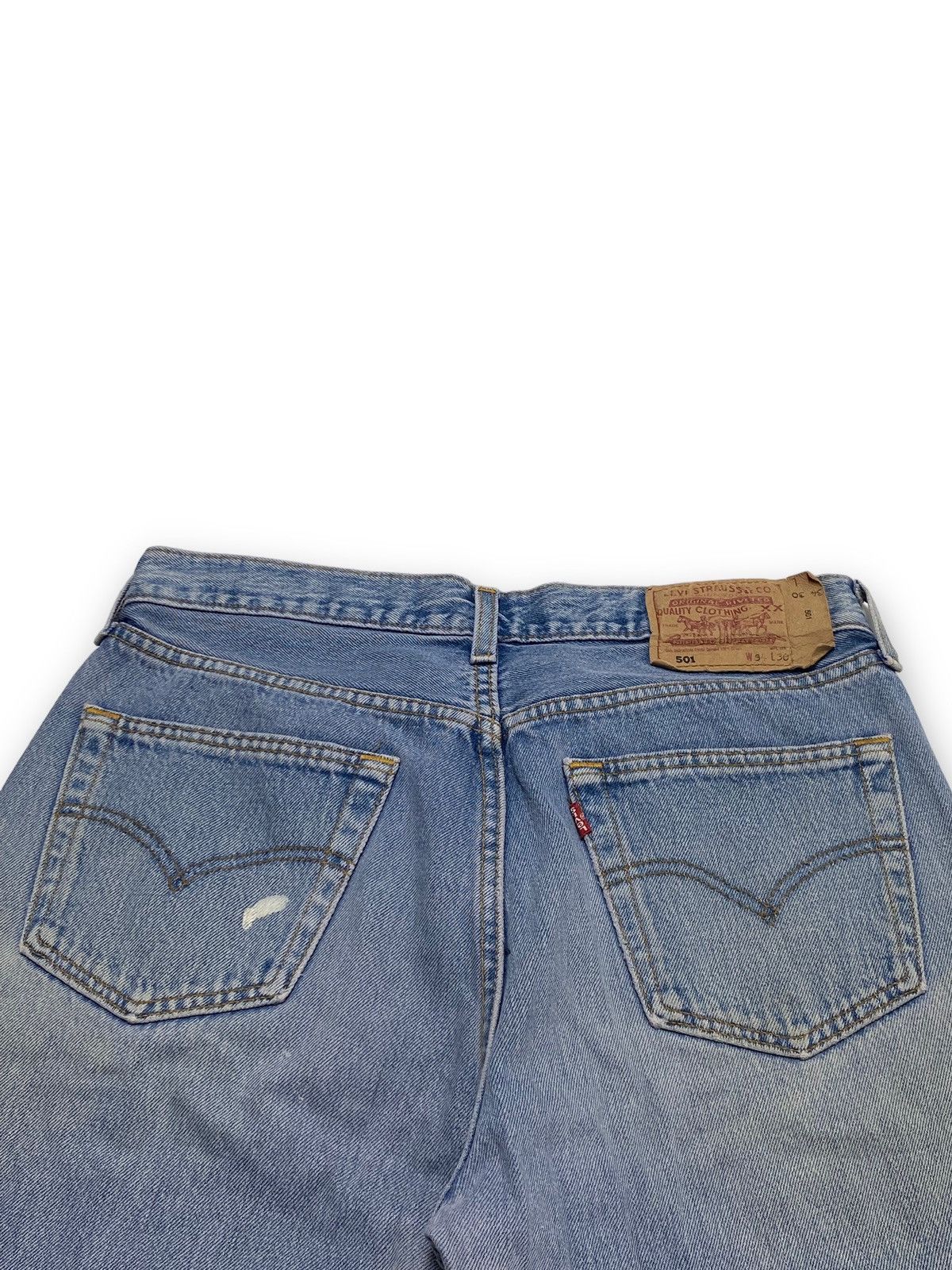 Levi's Vintage Clothing 90s Vintage LEVI'S Light Blue Denim Distressed Shorts Size US 31 - 9 Thumbnail