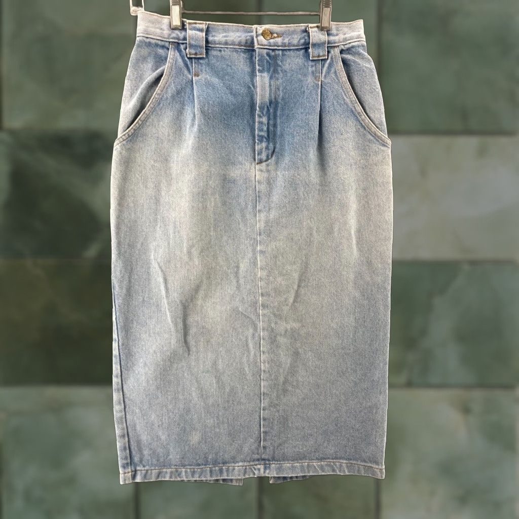 Vintage VINTAGE Backboard Blues Skirt Denim High Rise 10 Womens Light Wash Long 90s Womens Shirts? Size 32" / US 10 / IT 46 - 1 Thumbnail