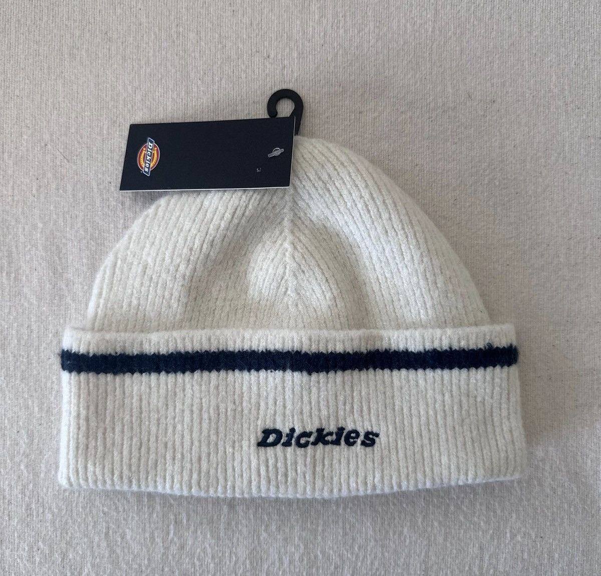 Dickies NWT Dickies off white and green beanie Size ONE SIZE - 1 Thumbnail