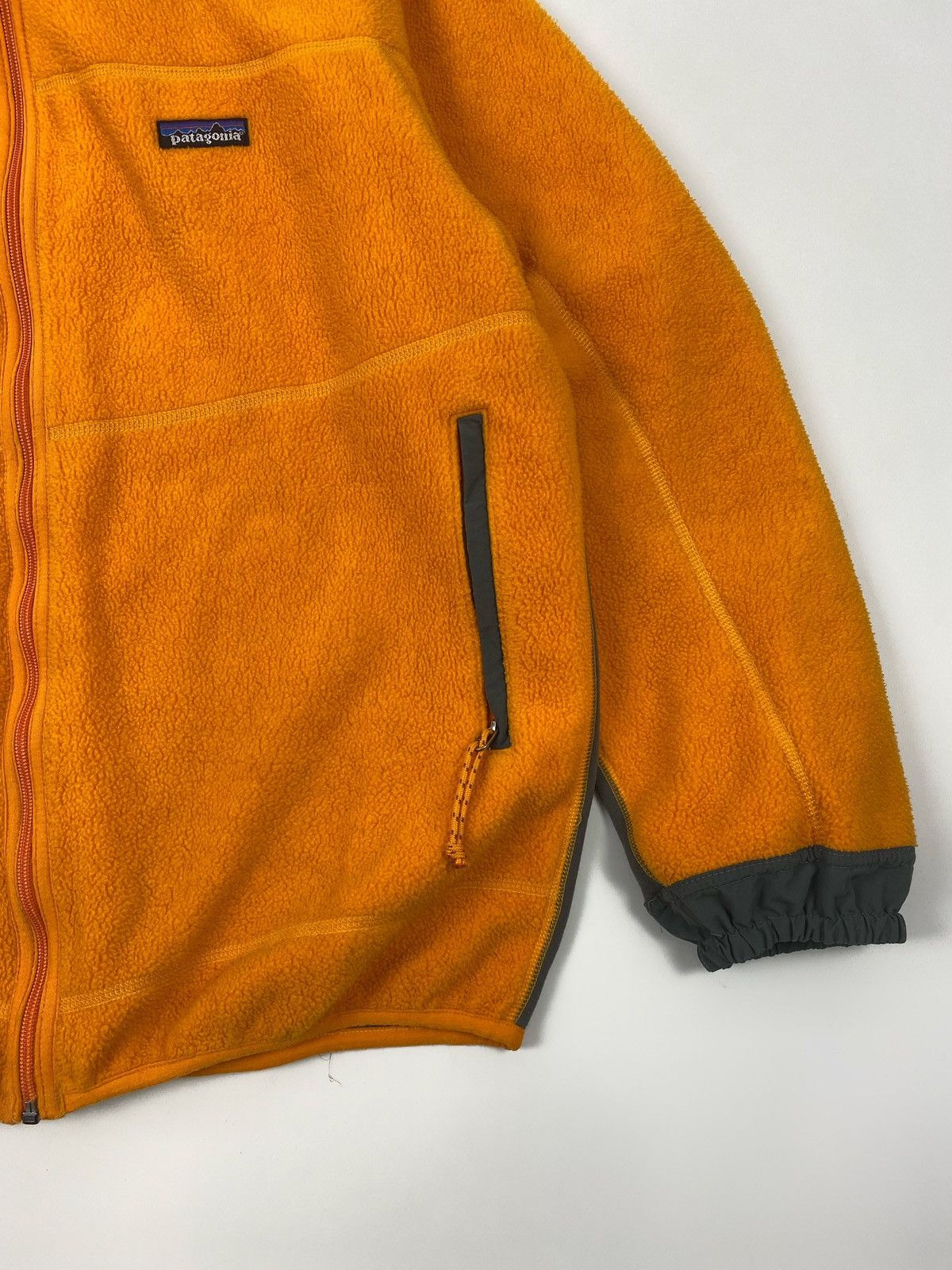Patagonia 1990’s Vintage Patagonia Orange Full Zip Pile Fleece Jacket Size US XL / EU 56 / 4 - 5 Thumbnail
