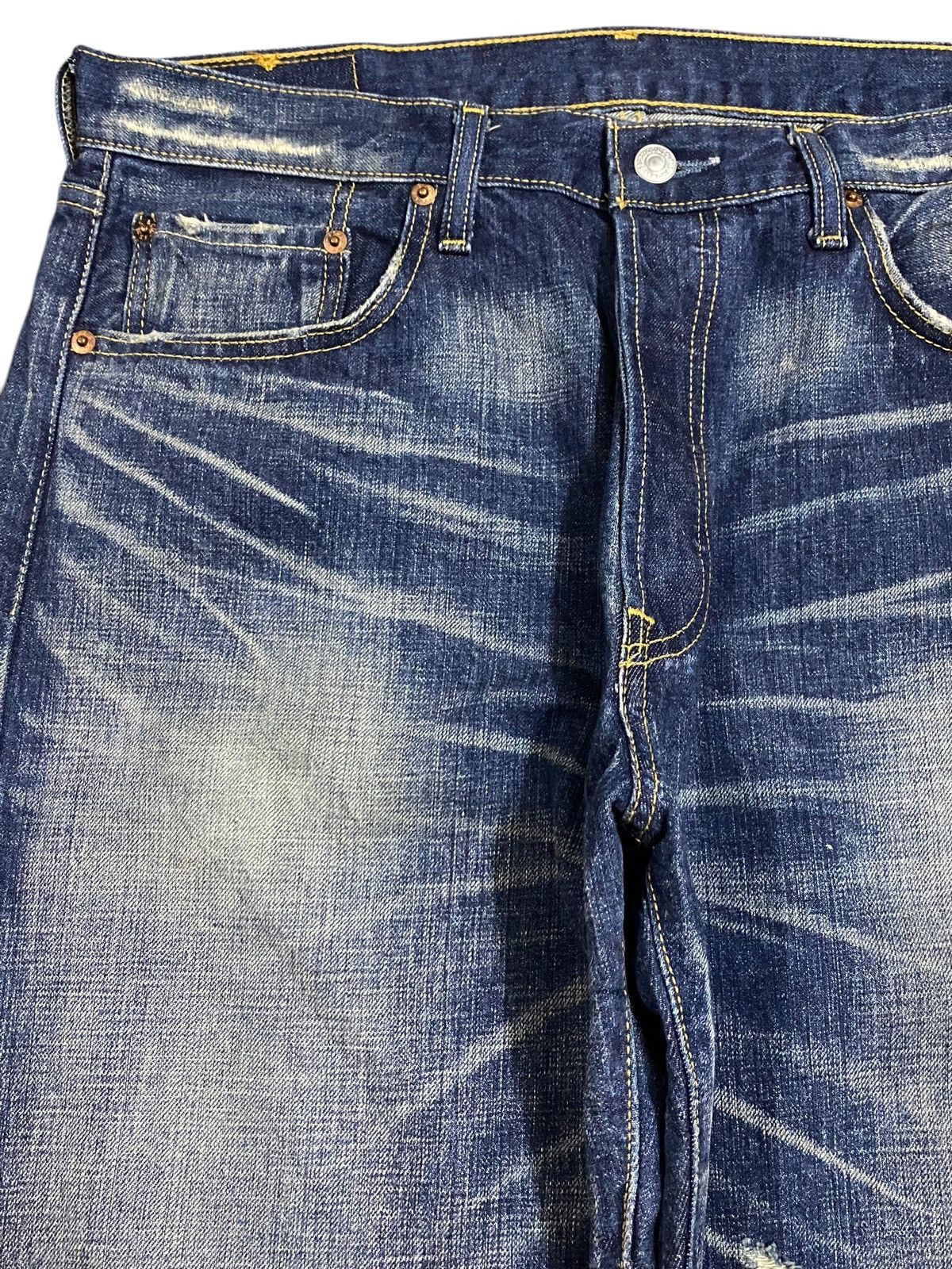 Levi's Vintage Clothing Vintage Levis501 Y2K Faded Distressed Style Loose Jeans Size US 35 - 7 Thumbnail