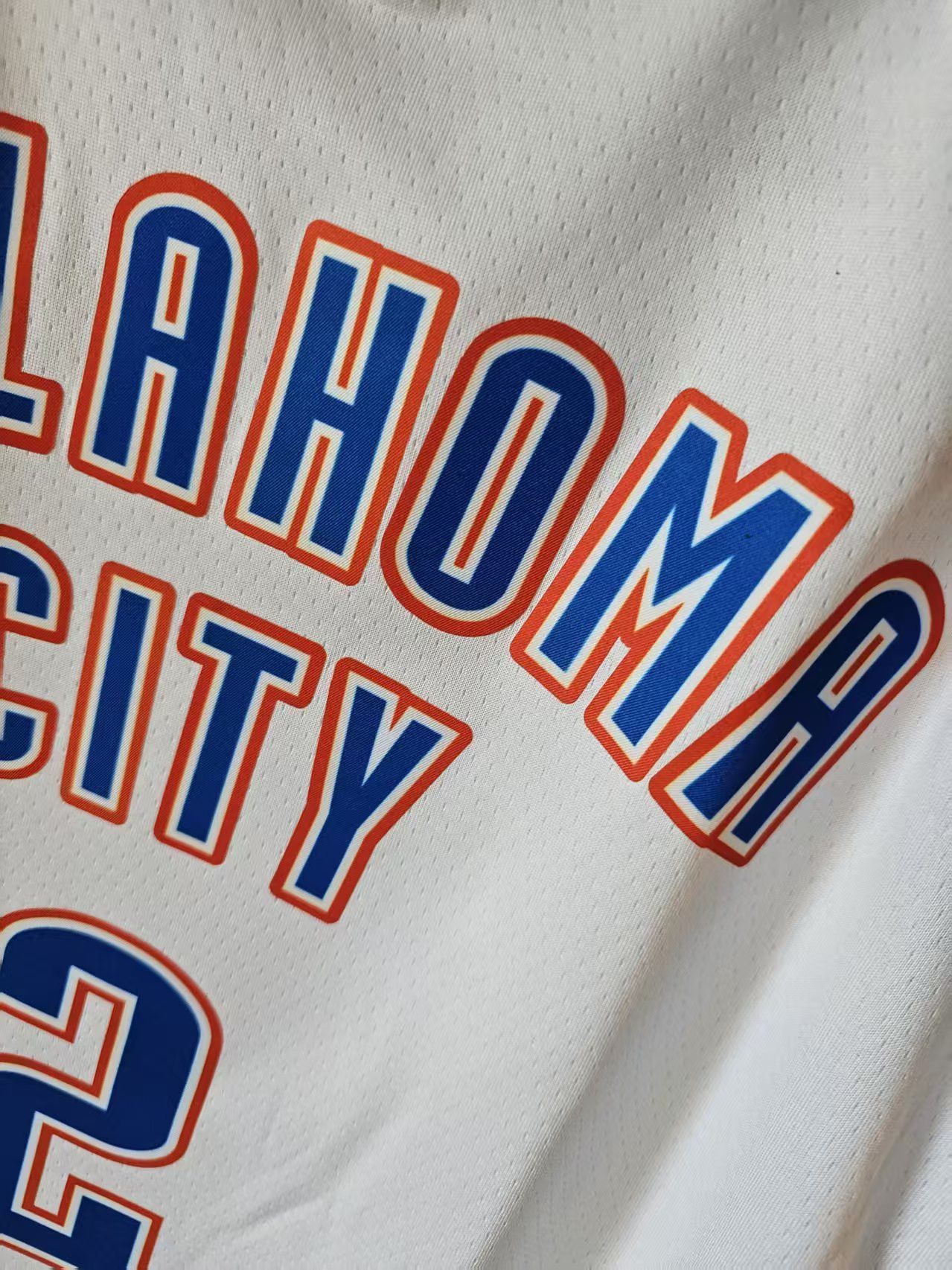 Other Oklahoma City Thunder 2 Shai Gilgeous-Alexander Jersey White Size US L / EU 52-54 / 3 - 4 Thumbnail