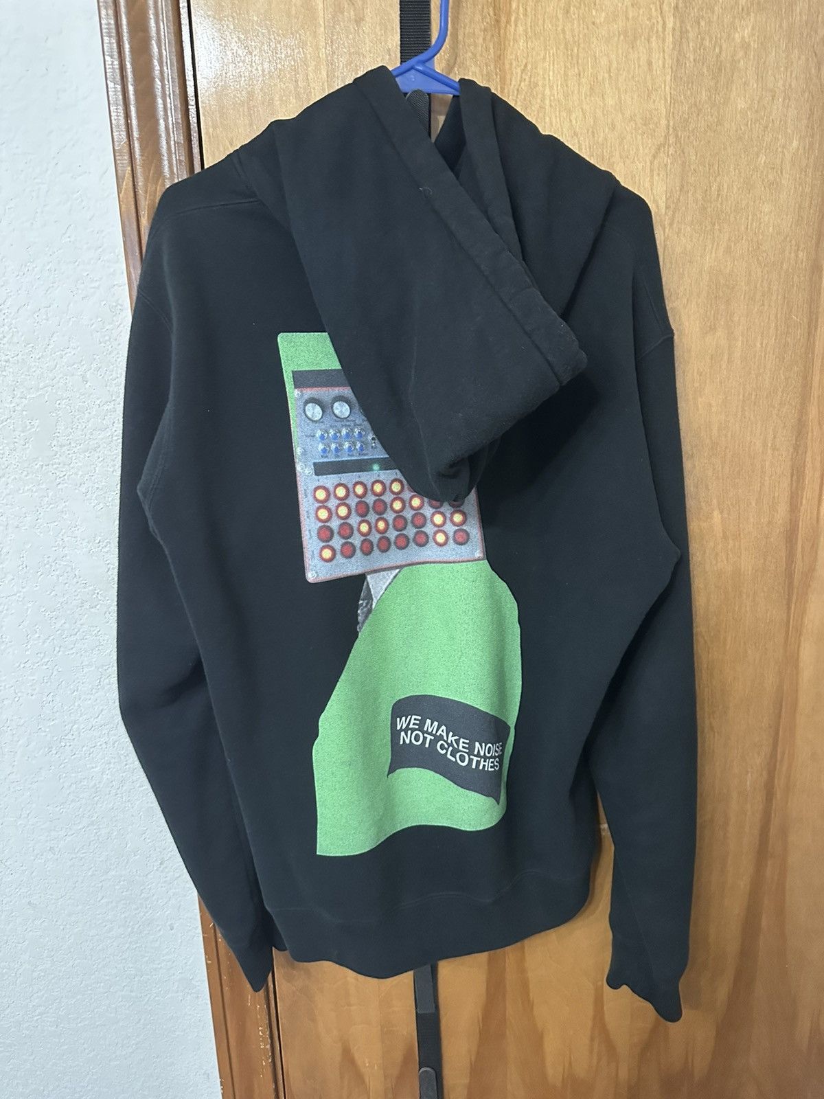 Undercover "WE MAKE NOISE" Synth Head Hoodie Size US L / EU 52-54 / 3 - 2 Thumbnail