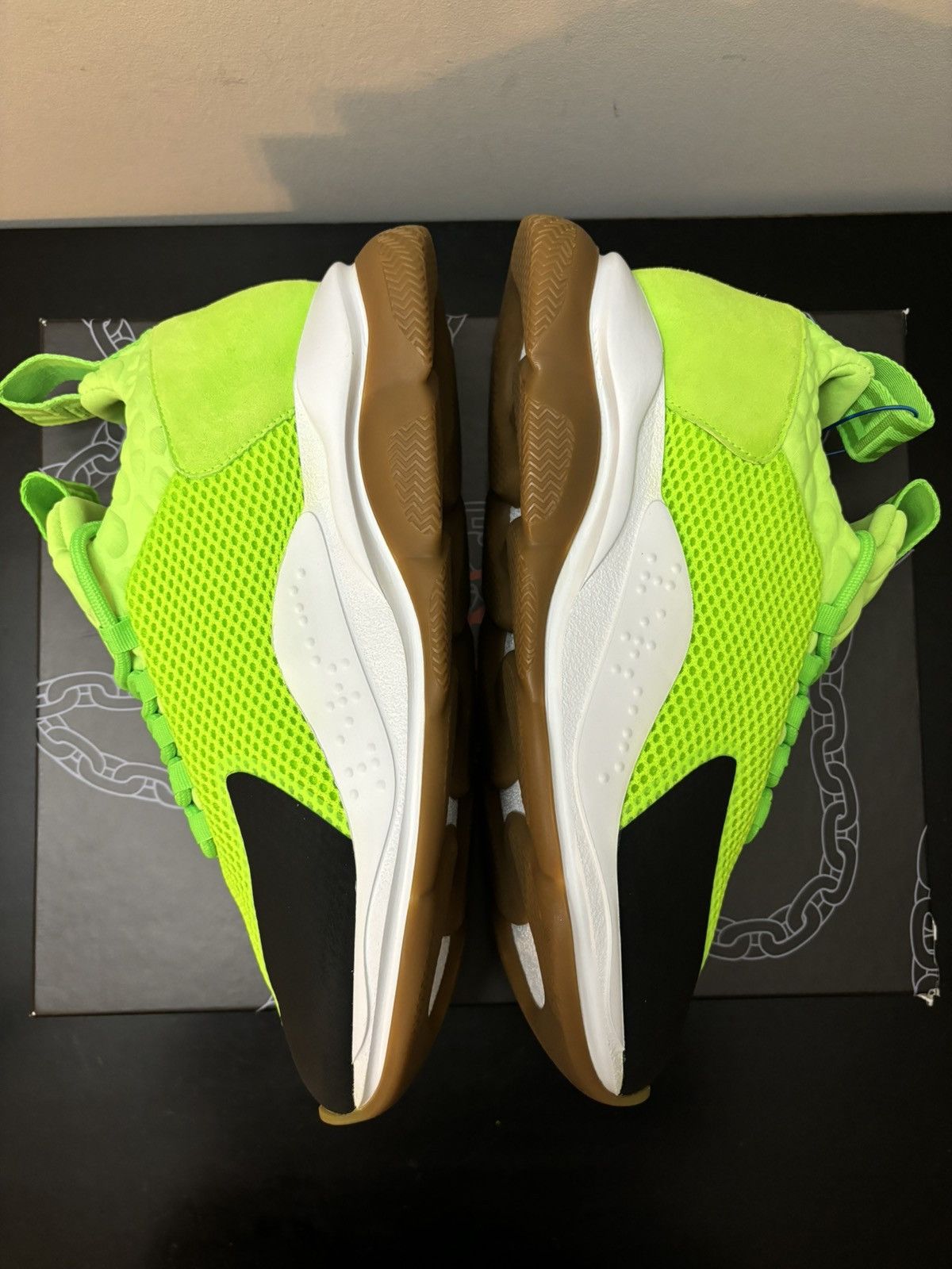 Versace Versace Cross Chainer Chain React Trainers Fluo Green Size US 11 / EU 44 - 3 Thumbnail