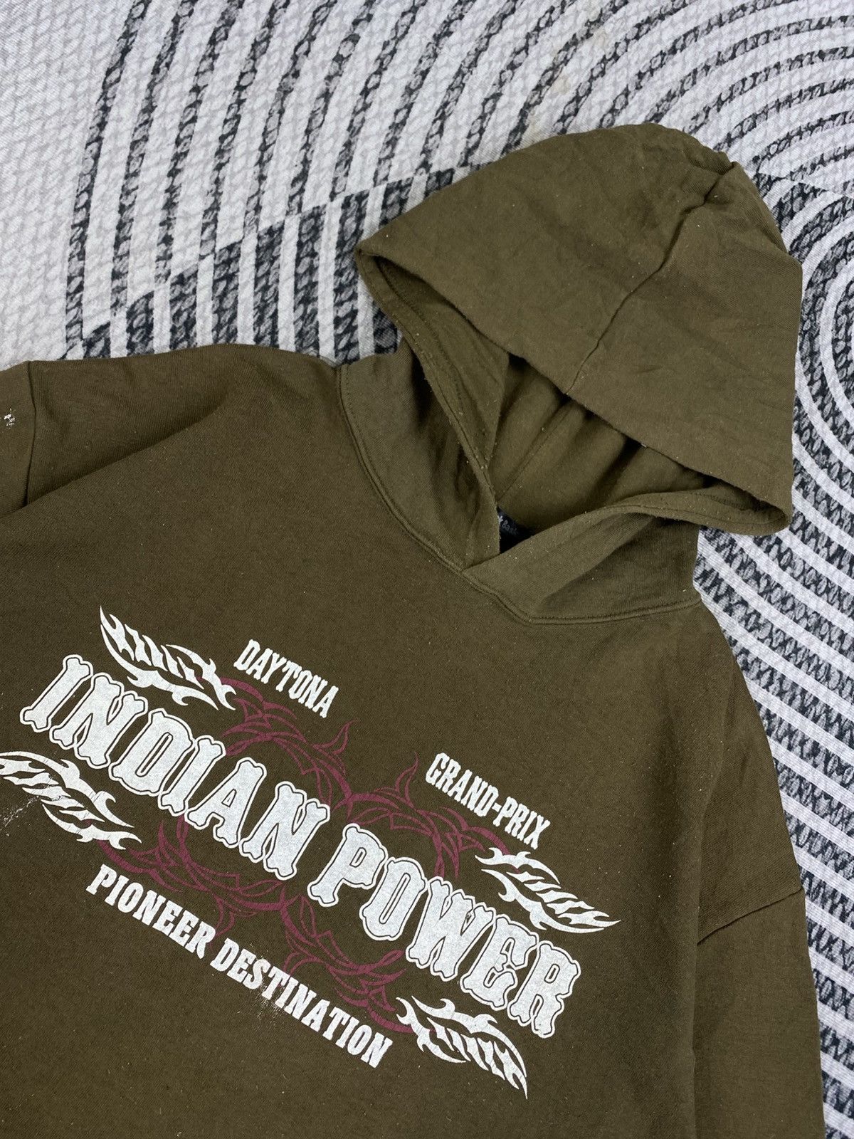 Japanese Brand Vtg World Smack Basic Olive Green With Paint Stain Hoddies Size US XL / EU 56 / 4 - 6 Thumbnail
