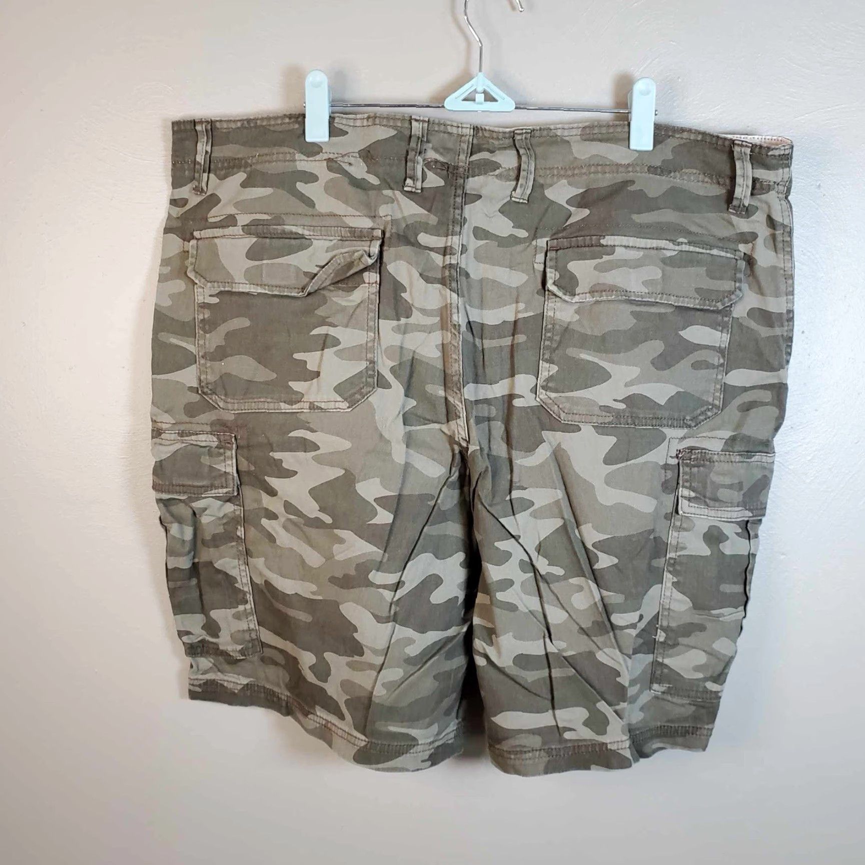 George George Cargo Shorts Green Camo Mens 40 Summer Beach Outdoors Hunting Cargo Shorts Mens Regular 40 Green Camo George Size US 40 / EU 56 - 3 Thumbnail