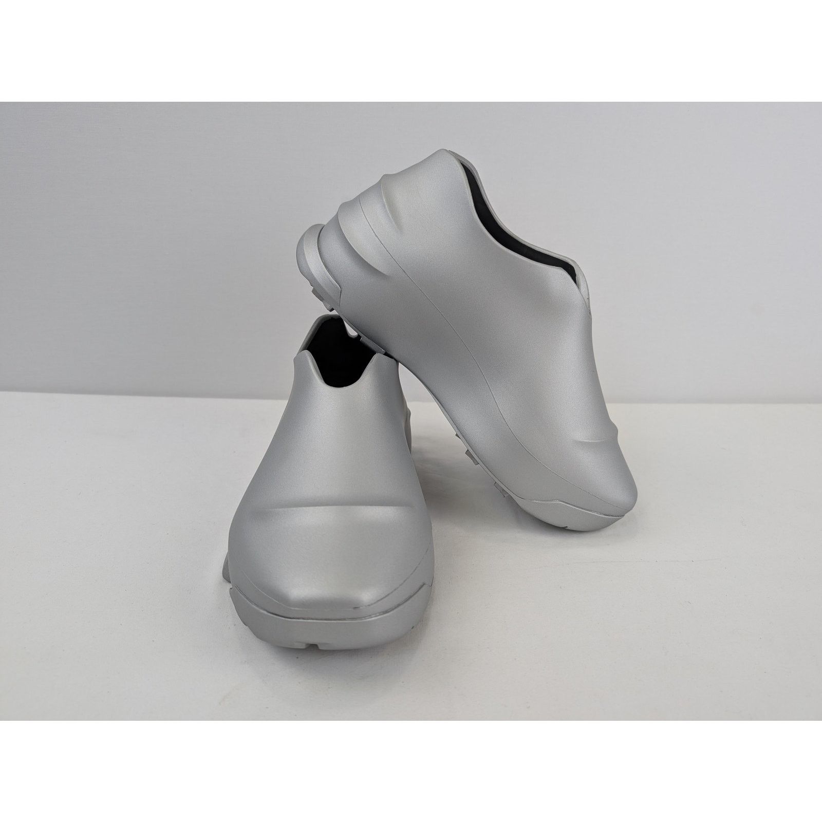 Givenchy o1rshd1 Show Low Shoe Boots in Silvery Size US 11 / EU 44 - 11 Thumbnail