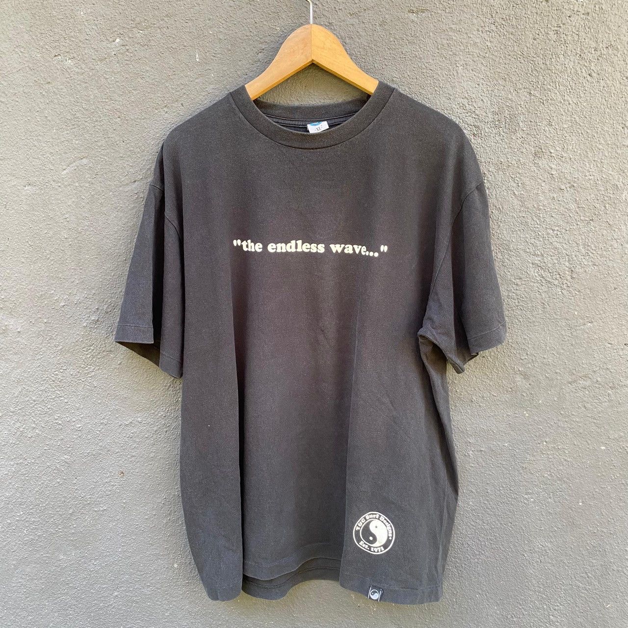 Sun Surf Thrashed Faded 90s T&C Surfing Brand Tee Size US XL / EU 56 / 4 - 4 Thumbnail