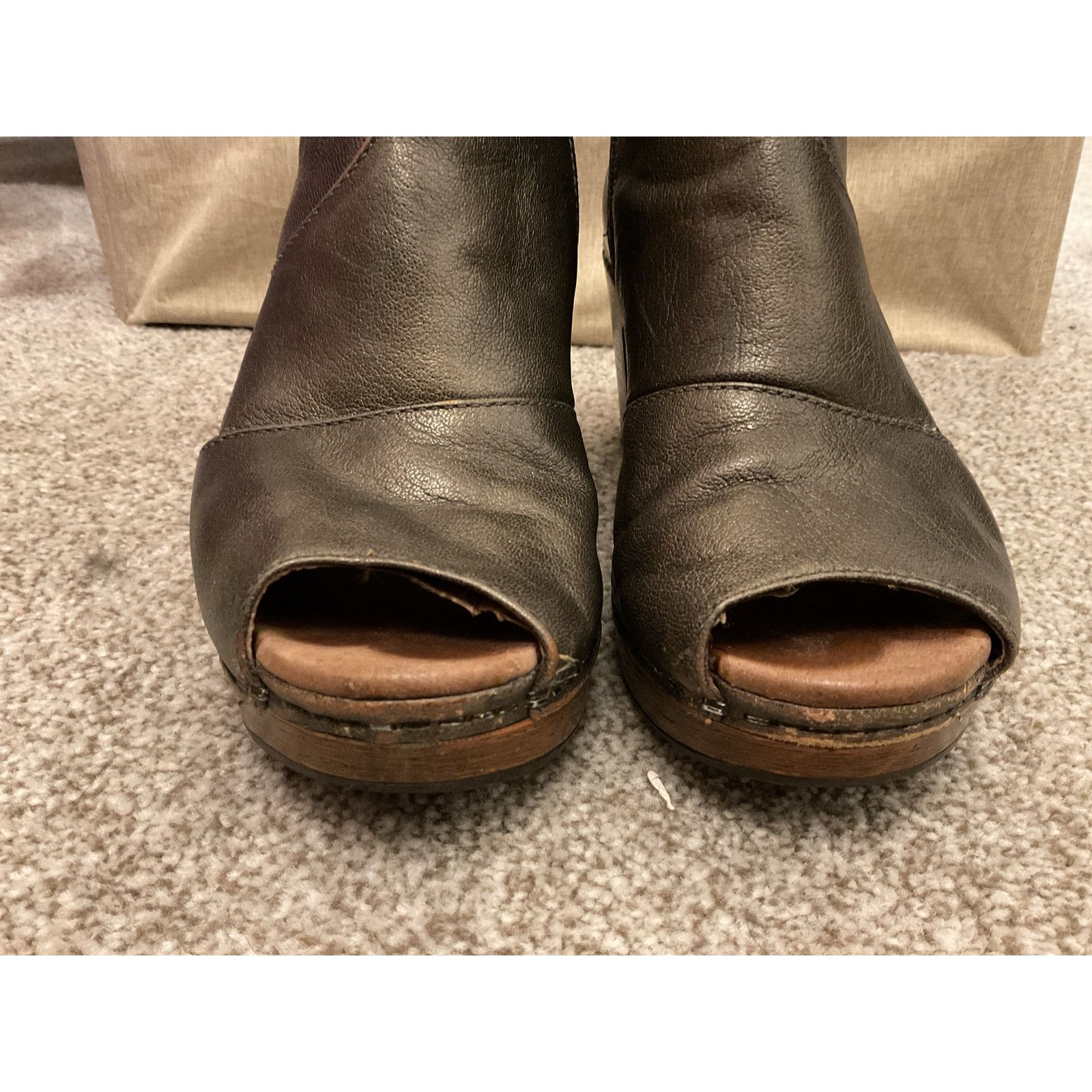 Dansko Dansko Delphina Peep Toe Bootie Aged Bronze Metallic,37 Size US 7 / IT 37 - 6 Thumbnail