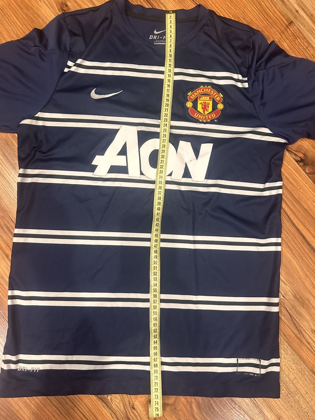 Nike Nike Manchester United 2011/13 Away Futbol/Soccer Jersey Size US L / EU 52-54 / 3 - 8 Thumbnail