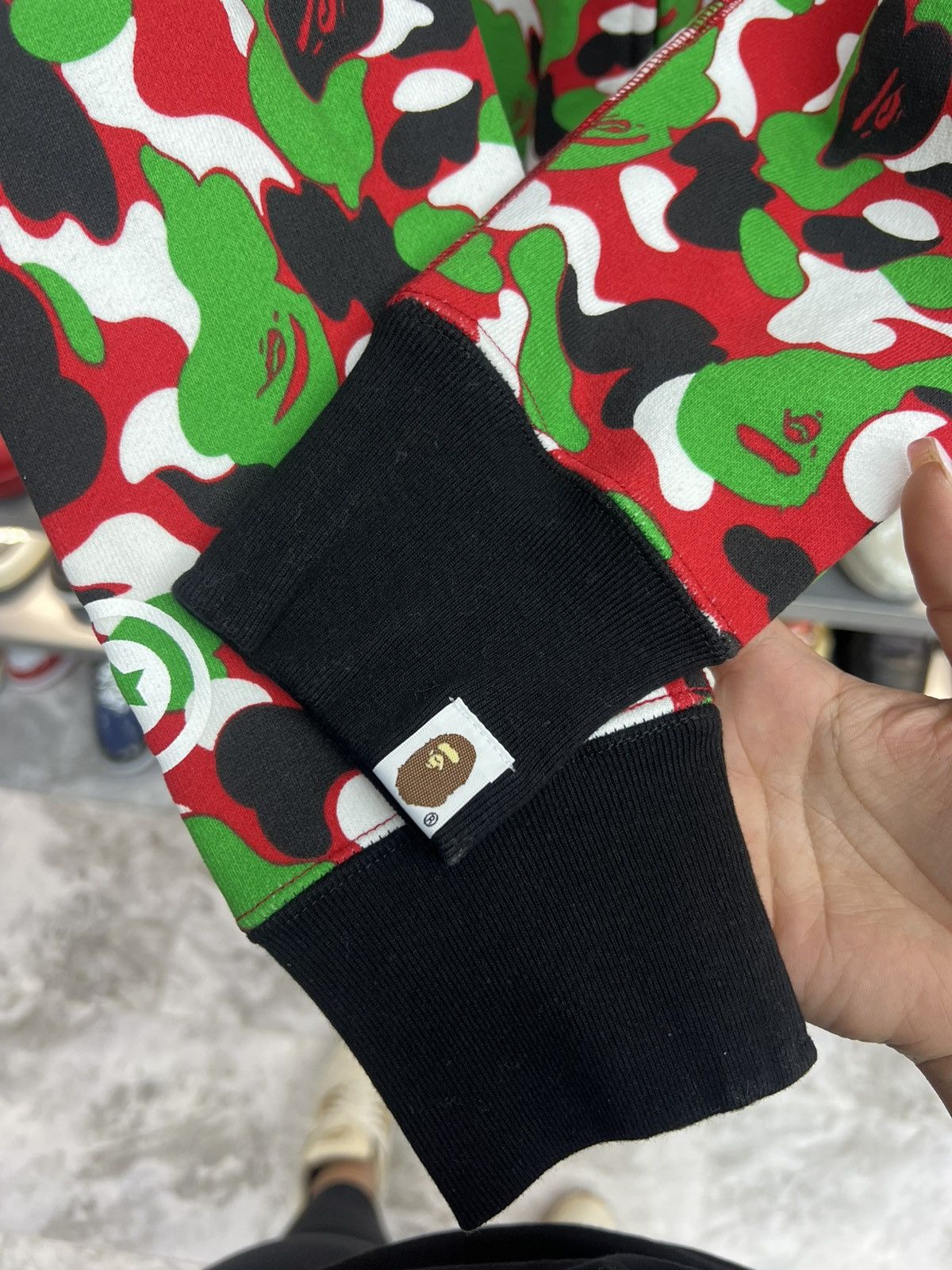 Bape Bape Dubai Bape Shark FullZip Hoodie Size US S / EU 44-46 / 1 - 5 Thumbnail