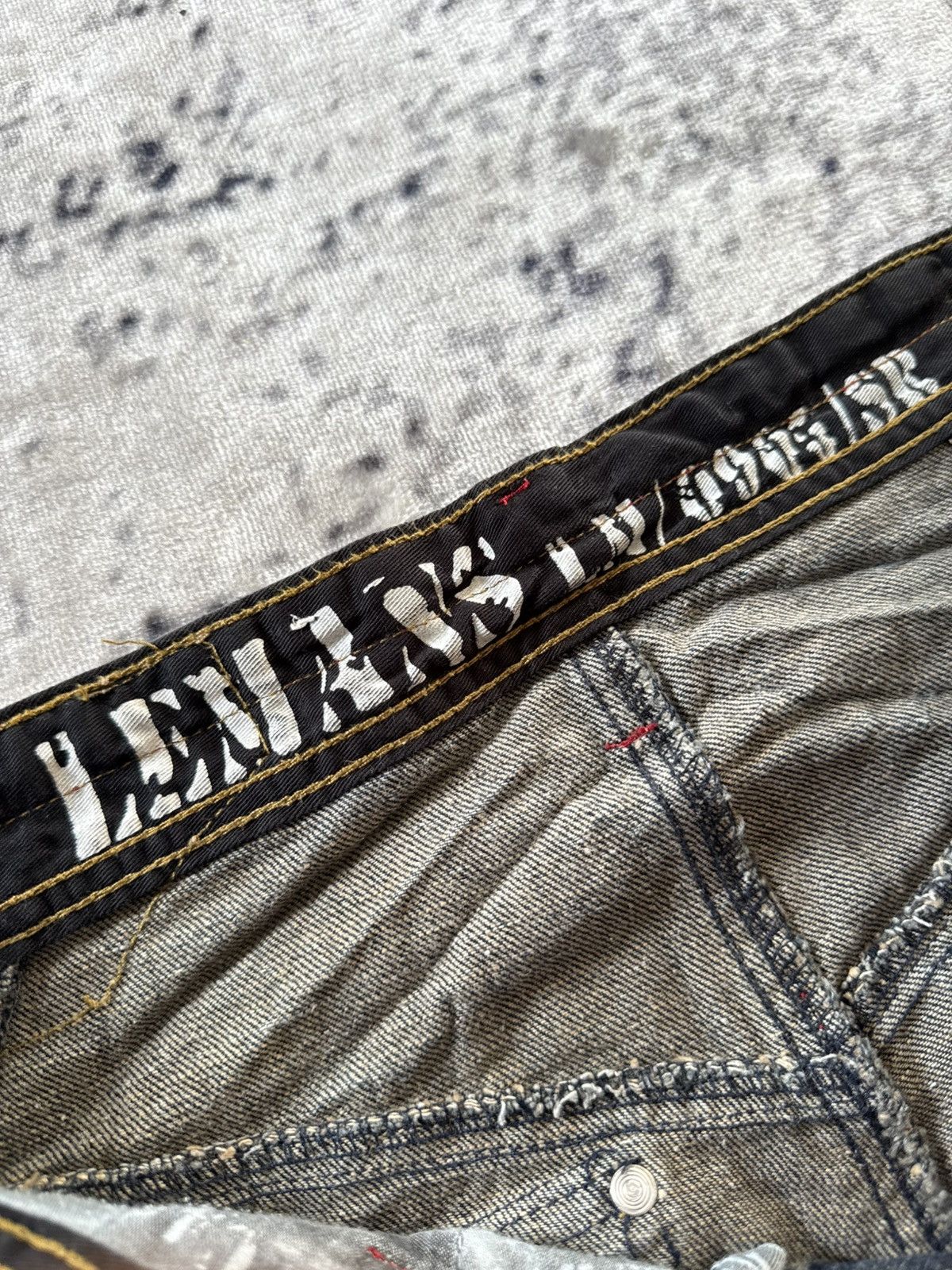 Japanese Brand Lemans Japan Claw Mark Whiskers Shadow Wash Jeans Size US 29 - 23 Thumbnail
