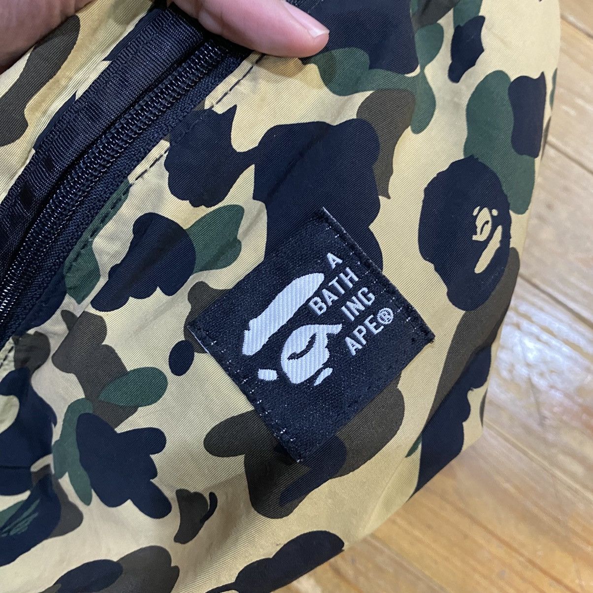Bape RARE OG Bape 1st camo triple shoulder bag Size ONE SIZE - 11 Thumbnail