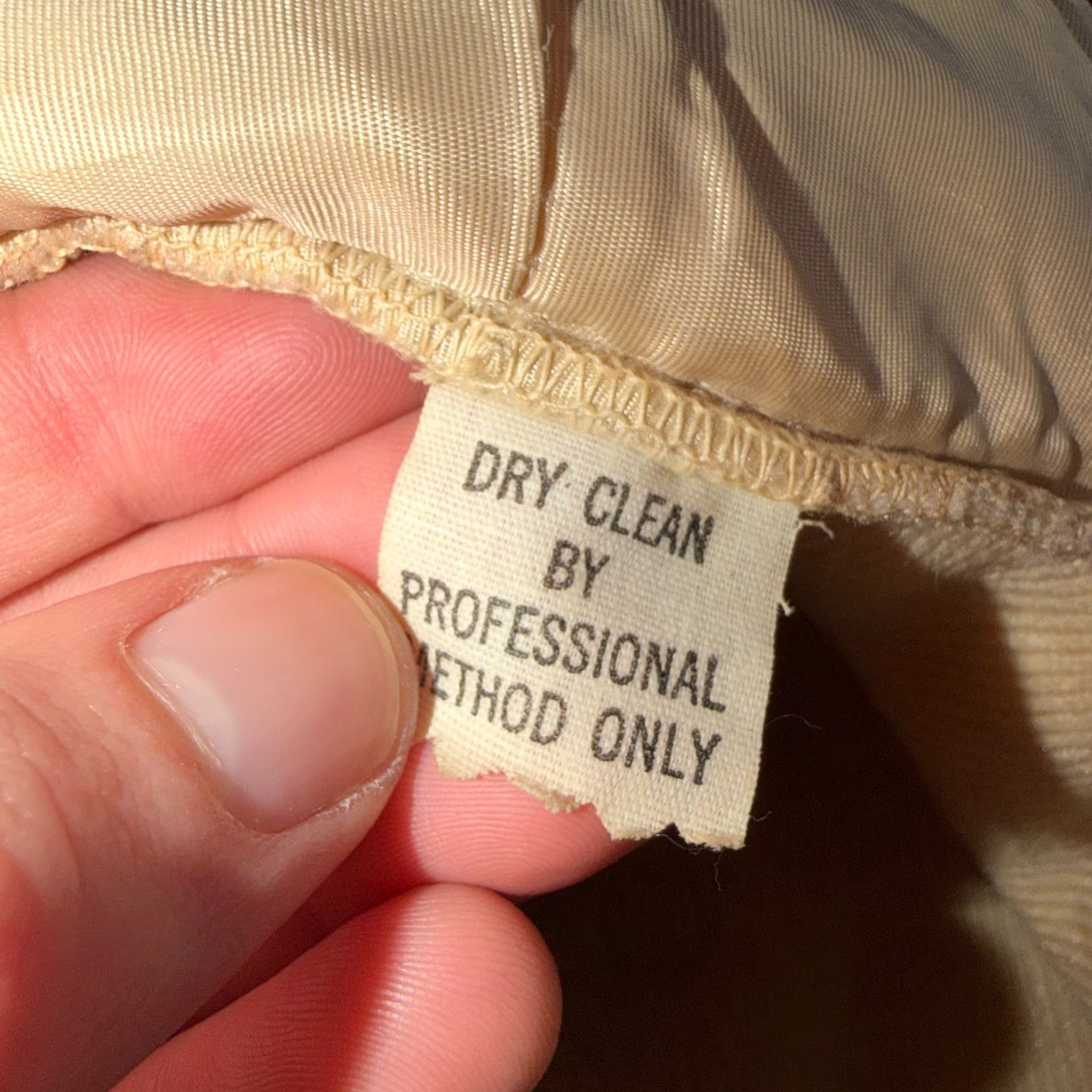 Vintage VINTAGE Kimono, Beige Faux Fur Trim, One Size, Rockabilly 60s, 1960s, Kimono Poncho, Women, Beige, Faux Fur Trim, One Size, Unbranded Size ONE SIZE - 4 Thumbnail