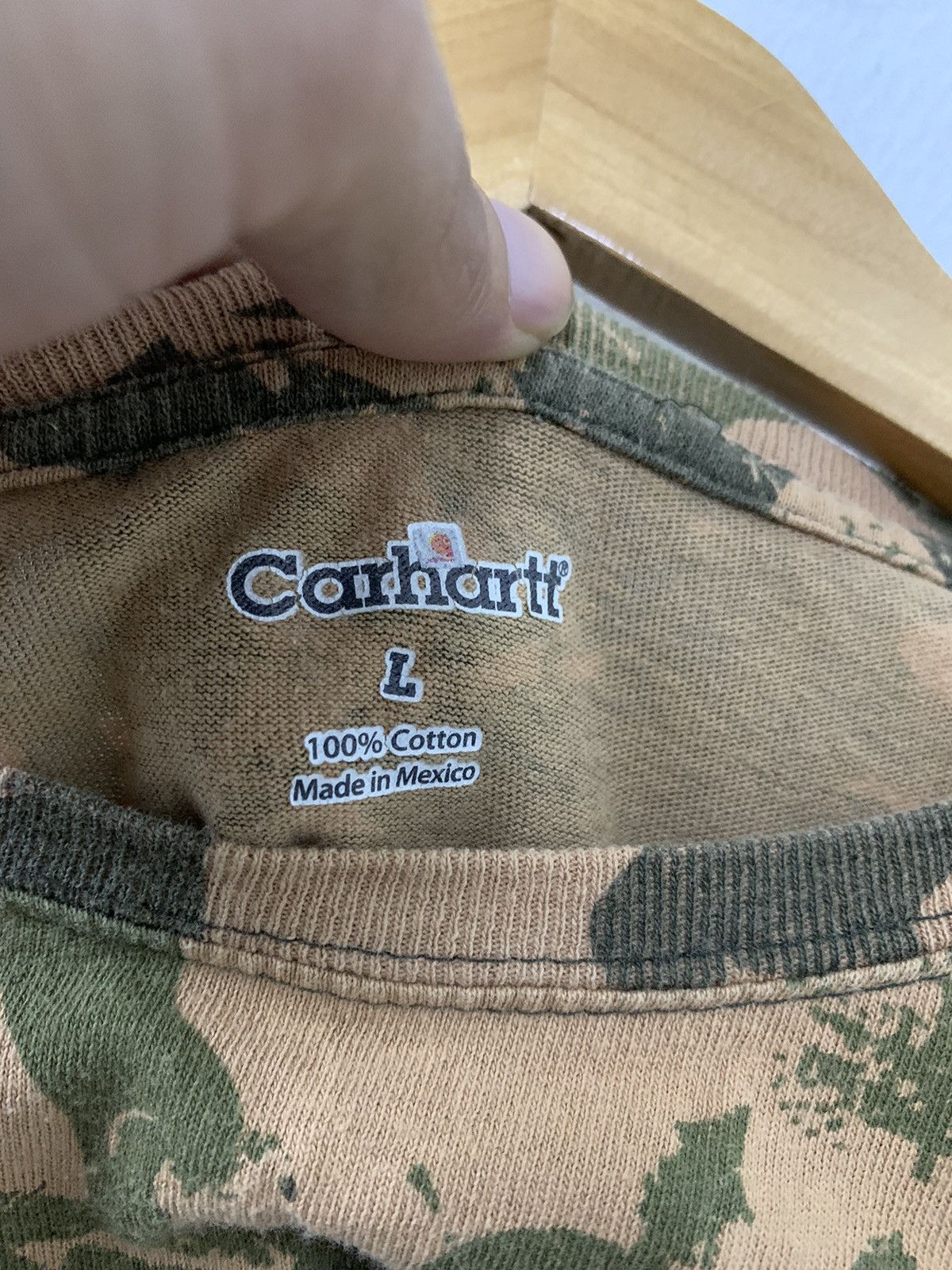 Carhartt Carhartt Camo Big Back Spellout Size US L / EU 52-54 / 3 - 4 Thumbnail