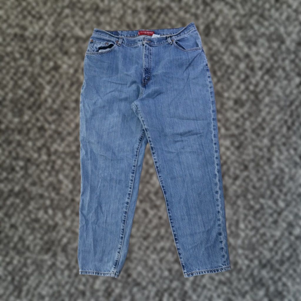 Levi's VINTAGE Levi's 550 Jeans Women's Plus 20 Blue Denim 31in Inseam Relaxed Taper 5-Pocket USA 90s Mens Womens Size 42" / US 20 - 1 Thumbnail