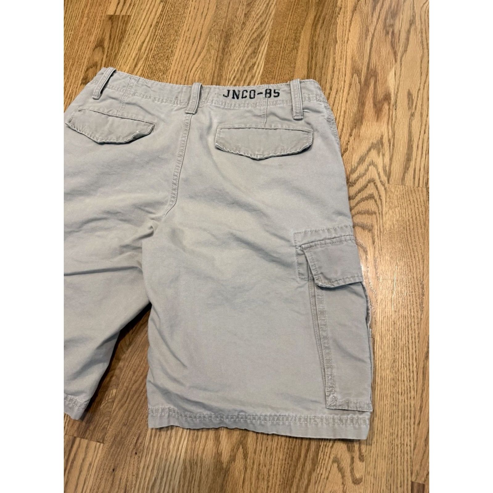 JNCO VINTAGE JNCO Cargo Shorts Men 34 Beige Tan Khaki 90s Grunge Hip Hop Skate Pockets Cargo Pocket Mens Size US 34 / EU 50 - 4 Thumbnail