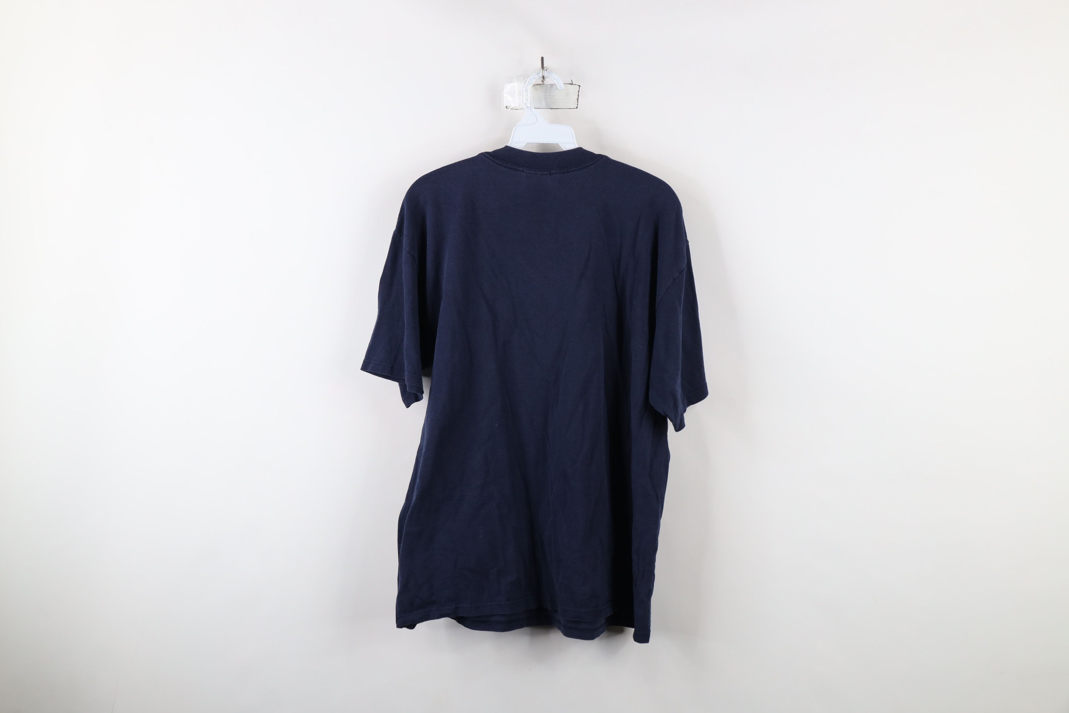 Vintage Vintage Champs University of Michigan Football T-Shirt Size US L / EU 52-54 / 3 - 12 Thumbnail