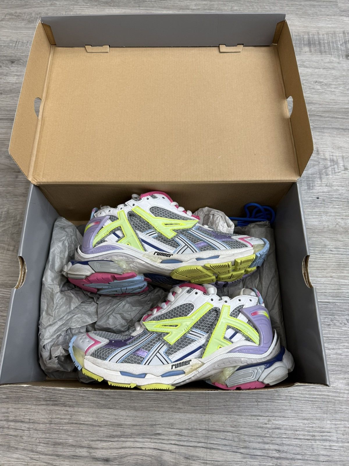 Balenciaga Balenciaga Runner - White/Purple/Yellow Size US 9 / EU 42 - 2 Thumbnail