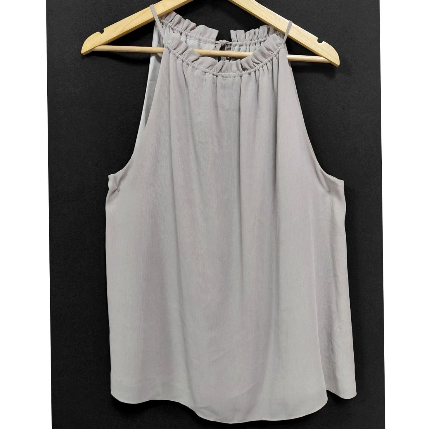 H&M H&M Gray Sleeveless Top Solid Polyester Women L Blouse Casual Spring Summer Regular Size L / US 10 / IT 46 - 2 Thumbnail