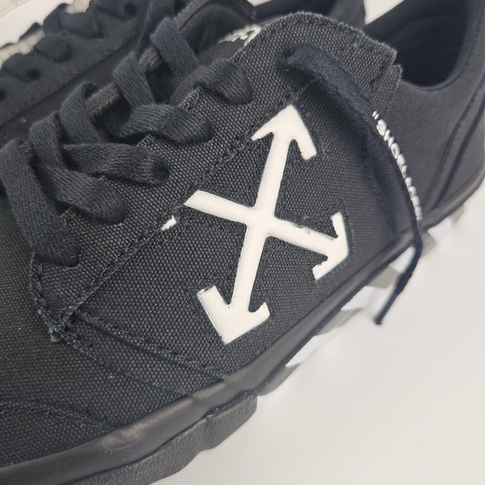Off-White OFF-WHITE Vulcanized Black Sneakers New & Authentic (Men's s Size US 7 / EU 40 - 6 Thumbnail