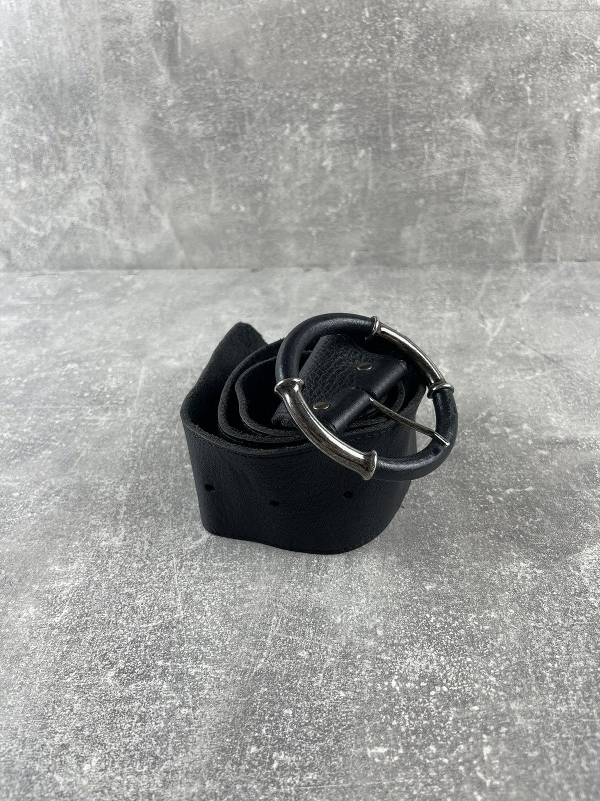 Other Vintage Grunge Punk Gothic Wide Curved Black Leather Belt Size ONE SIZE - 1 Thumbnail