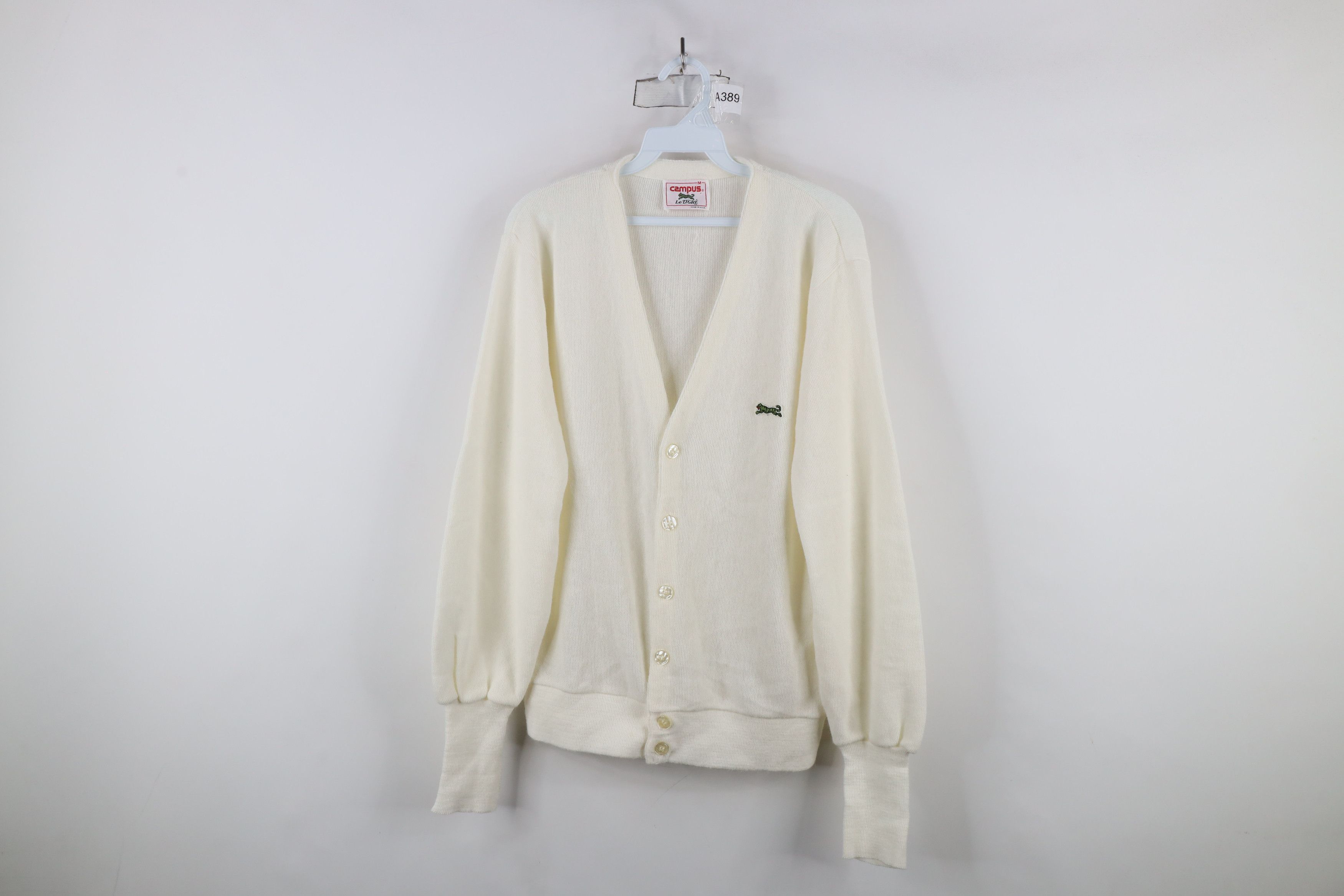Vintage Vintage 70s Le Tigre Patch Knit Cardigan Sweater White USA Size US M / EU 48-50 / 2 - 1 Thumbnail