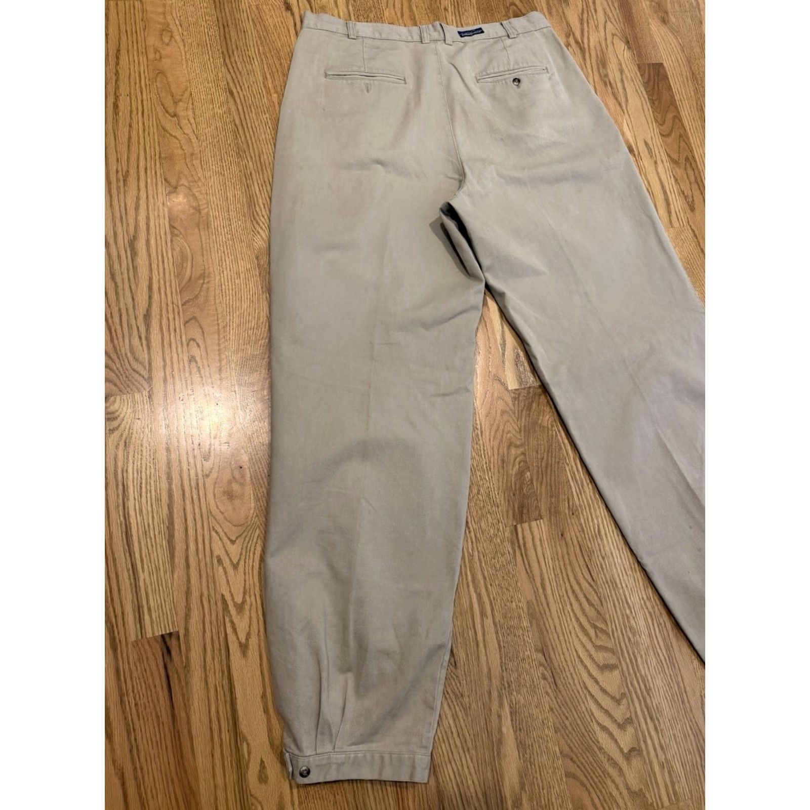 Patagonia VINTAGE Patagonia Bombachas Pants Men 36x33.5 Khaki Beige 5-Pocket Wide-Leg Chino Authentic Clothing Size US 36 / EU 52 - 7 Thumbnail