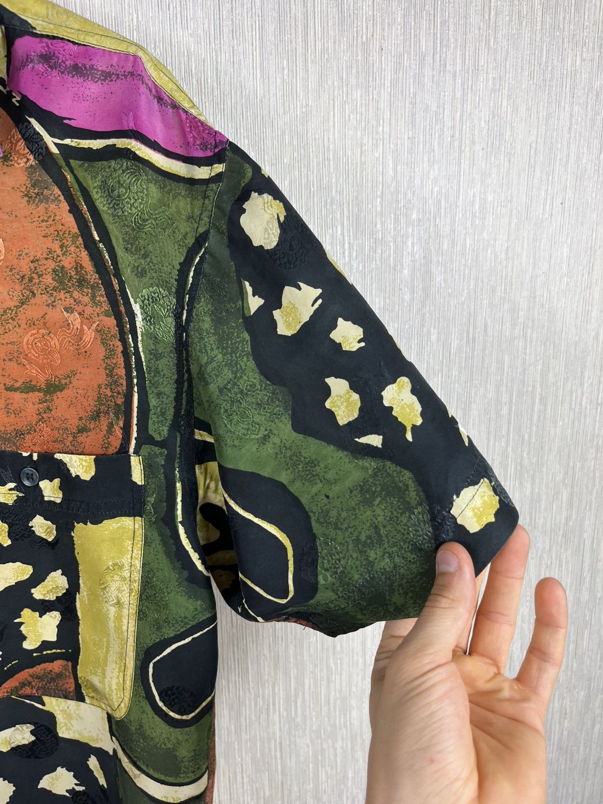 Japanese Brand Vintage Eagle & Dragon patterned crazy silk shirt Japanese Size US M / EU 48-50 / 2 - 17 Thumbnail