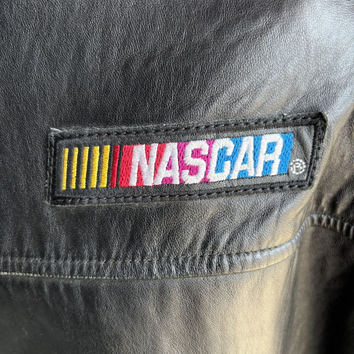 NASCAR Vintage Men’s Sz 2XL Nascar 2000 Genuine Leather Jacket Size US XXL / EU 58 / 5 - 11 Thumbnail