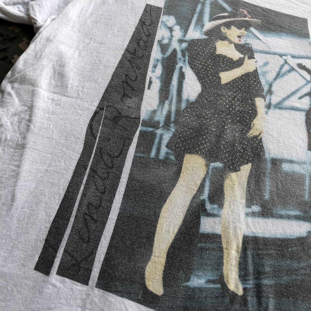 Band Tees × Vintage Vtg 90s Linda Ronstadt Cry Like A Rainstorm Tour 90 Tshirt Size US L / EU 52-54 / 3 - 6 Thumbnail