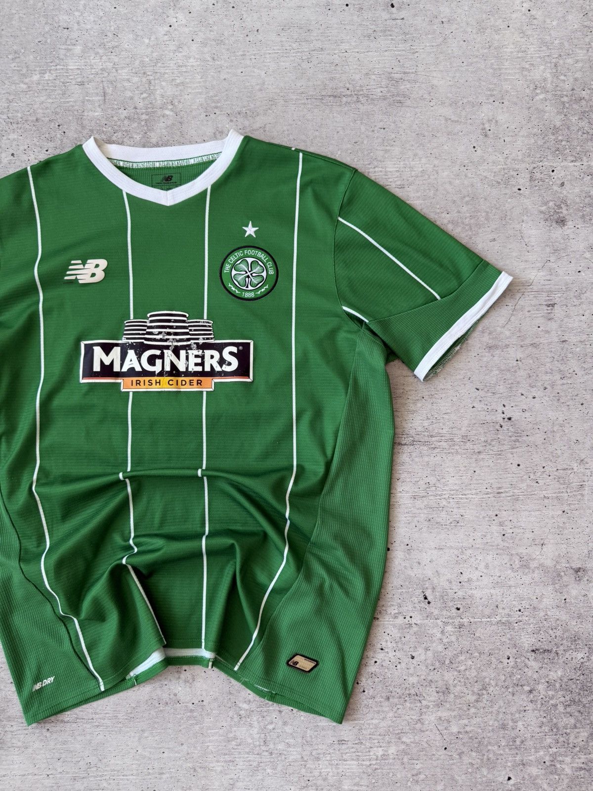 New Balance New Balance Celtic 2015/2016 Away Jersey Size US L / EU 52-54 / 3 - 3 Thumbnail