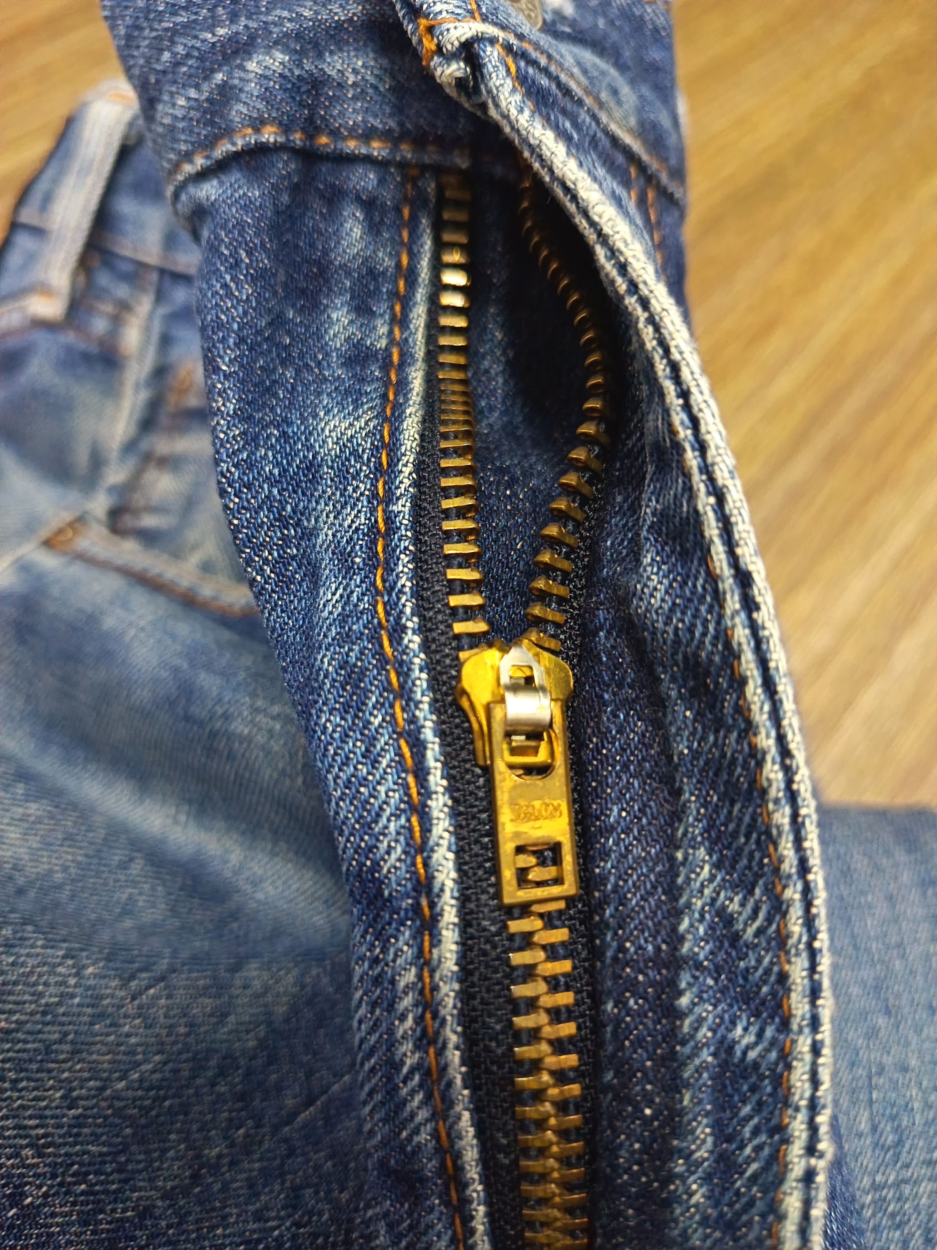 Levi's Vintage Clothing Vintage Levi's 502 Big E selvedge Size US 31 - 6 Thumbnail