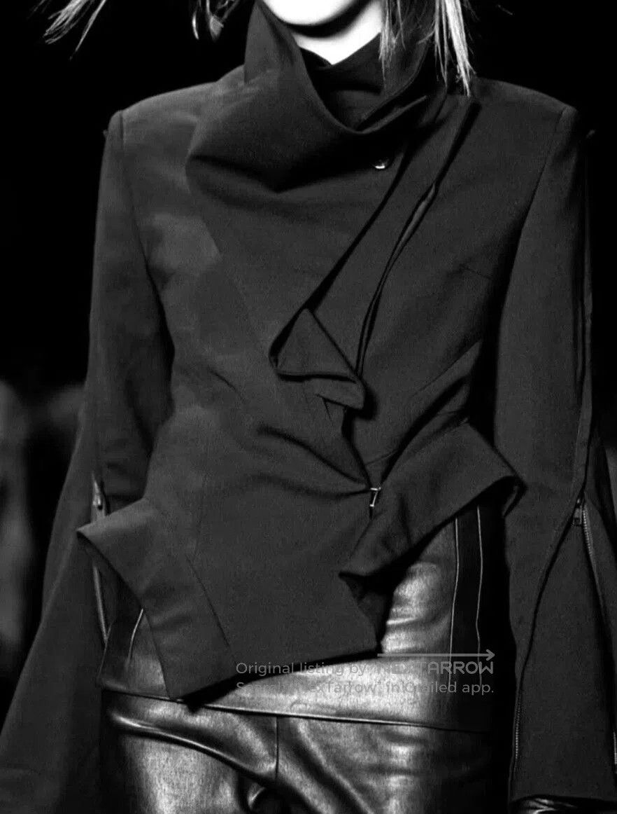 Ann Demeulemeester black layered wool vest by ann demeulemeester. Size XS / US 0-2 / IT 36-38 - 9 Thumbnail