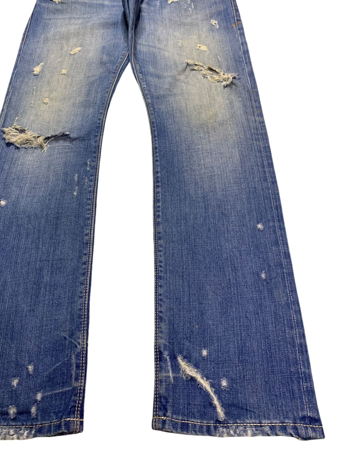 Japanese Brand Vintage Japanese Brand Faded Wash Buckle Back Jeans Size US 33 - 7 Thumbnail