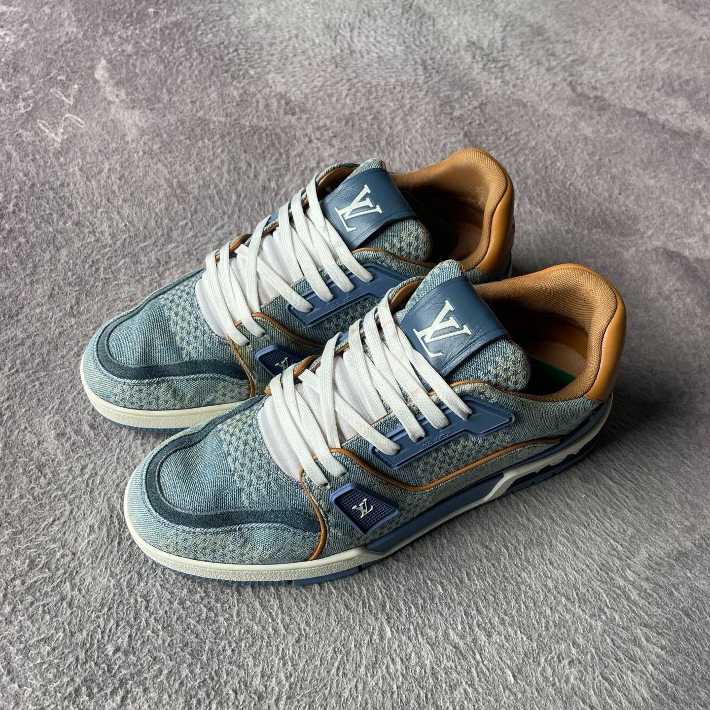 Louis Vuitton Louis Vuitton Training Plaid Blue Lowtop Sneakers 40 Men Size US 7.5 / EU 40-41 - 1 Thumbnail