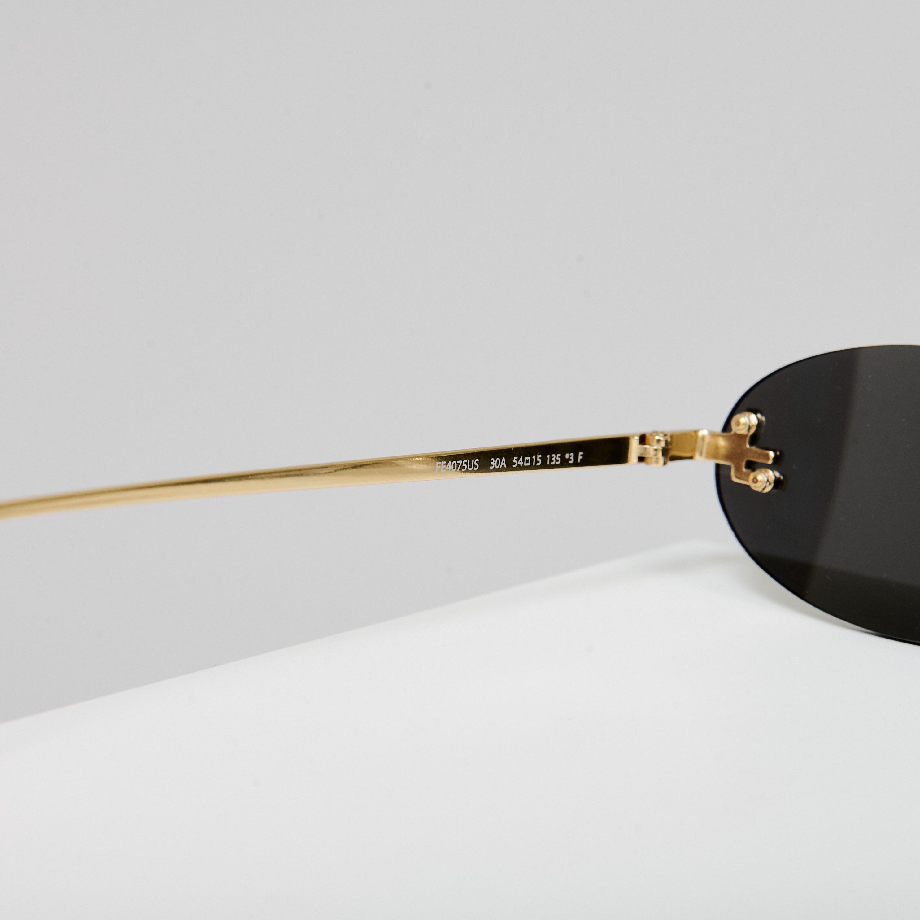 Fendi FENDI FE4075US 30A Sunglasses GOLD Size ONE SIZE - 5 Thumbnail