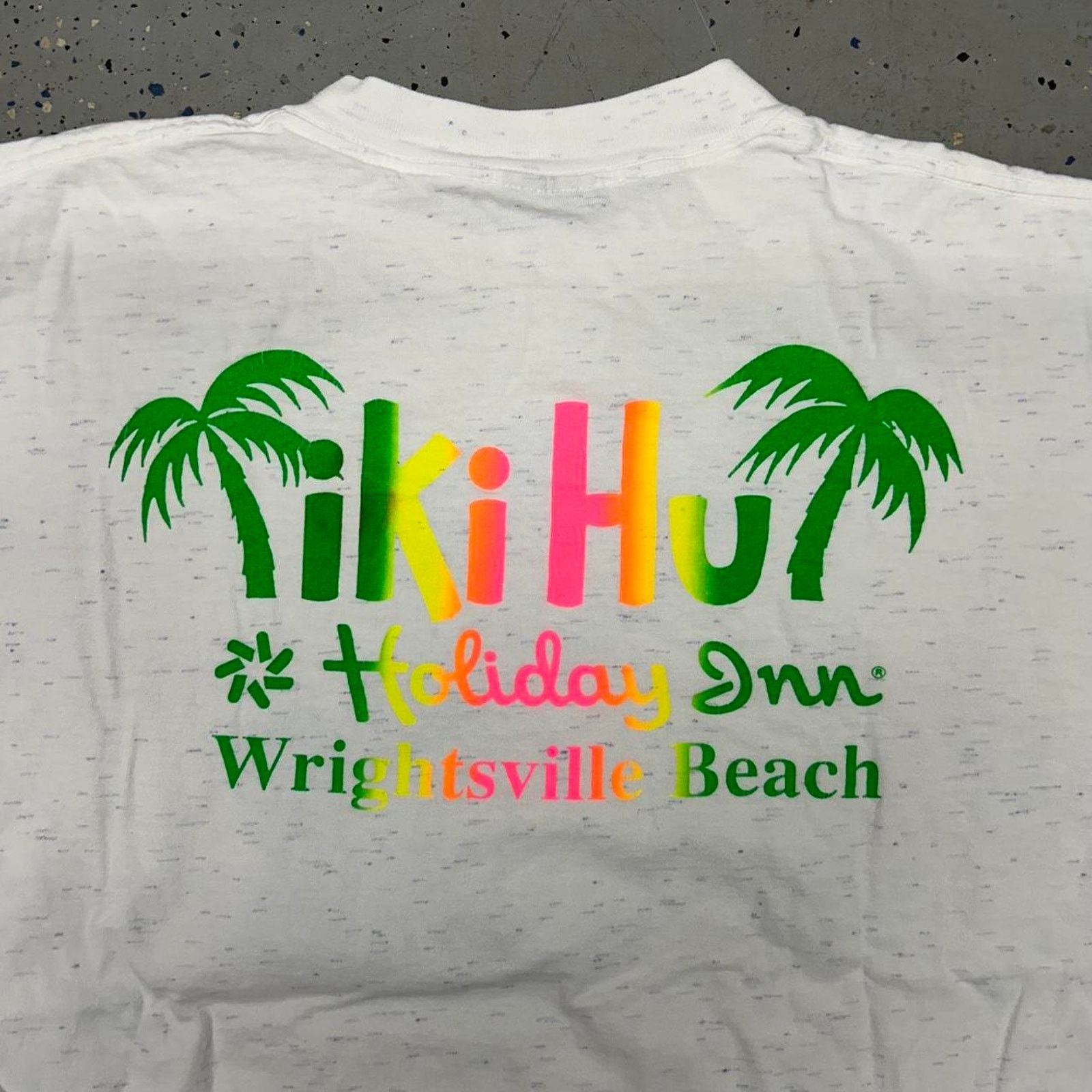 Other VTG White beach Reptile streetwear tee Size US XL / EU 56 / 4 - 8 Thumbnail