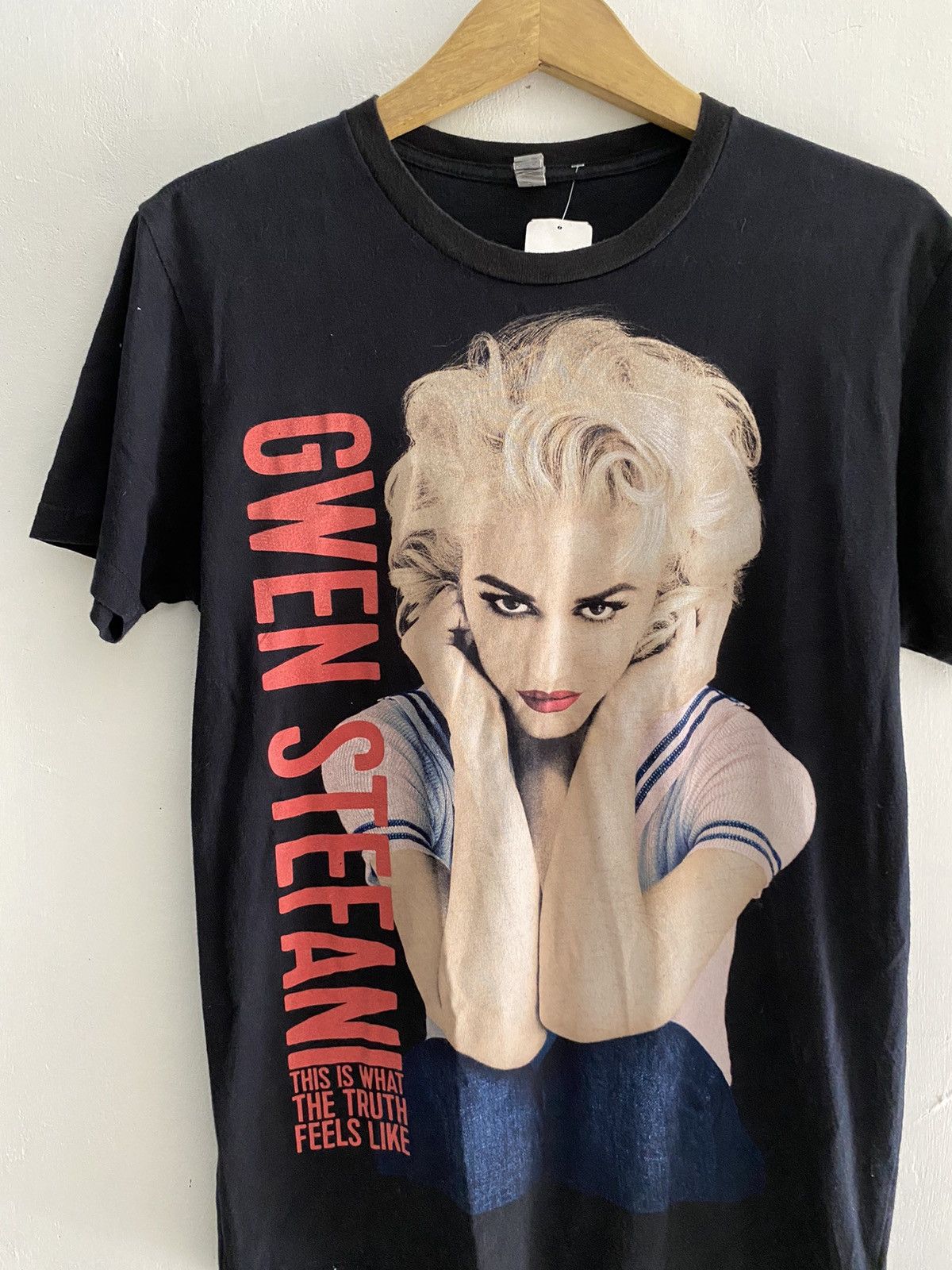 Band Tees × Vintage Gwen Stefani tour 2016 tee Size US M / EU 48-50 / 2 - 3 Thumbnail