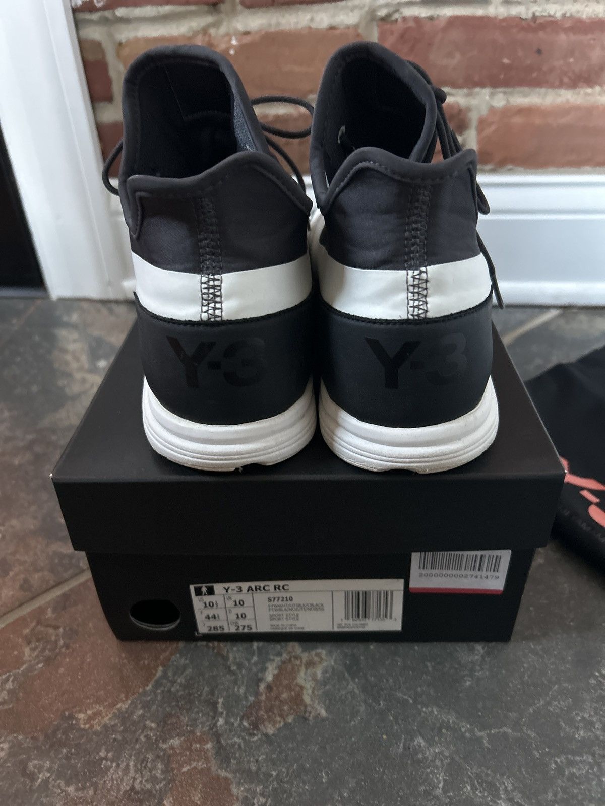 Y-3 Y-3 ARC RC Colorblock pattern black and white sneakers Size US 10 / EU 43 - 4 Thumbnail