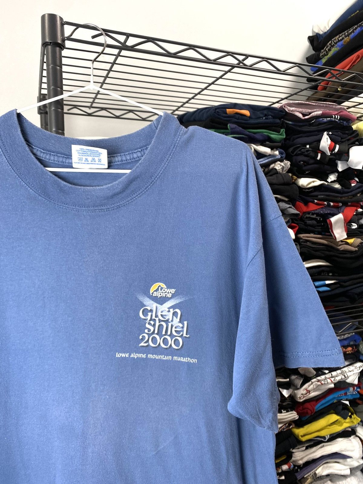 Vintage 00’s Vintage Lowe Alpine Mountain Marathon T Shirt Gorpcore Size US L / EU 52-54 / 3 - 3 Thumbnail