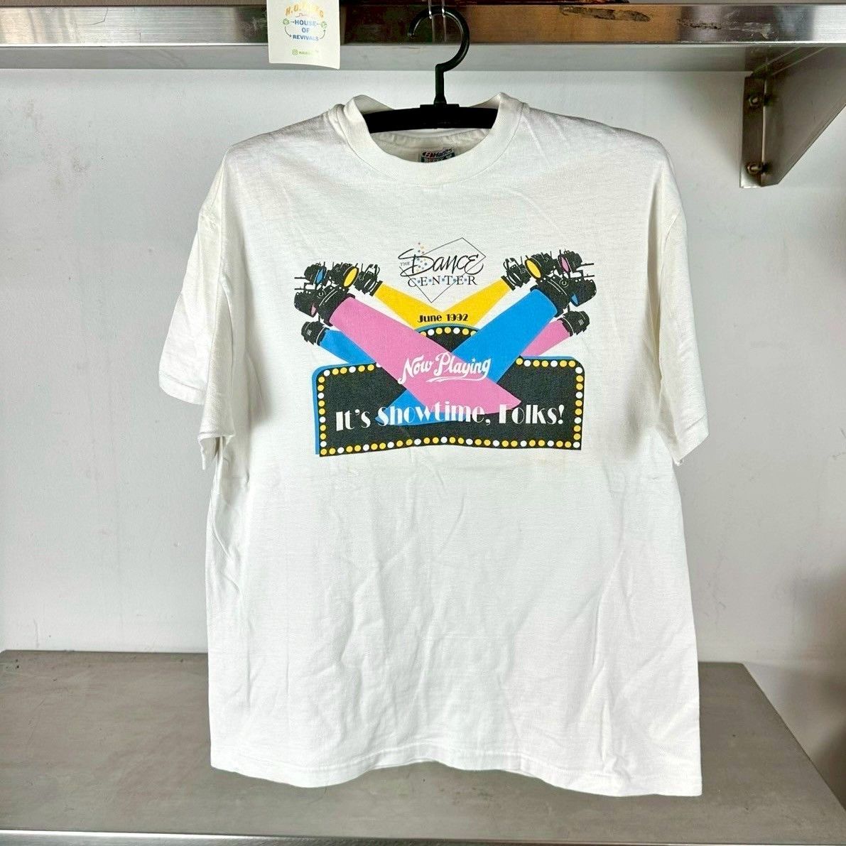 Hanes × Vintage Vintage 1992 Dance Center It's Showtime Folks! Promo T-shirt Size US L / EU 52-54 / 3 - 1 Thumbnail