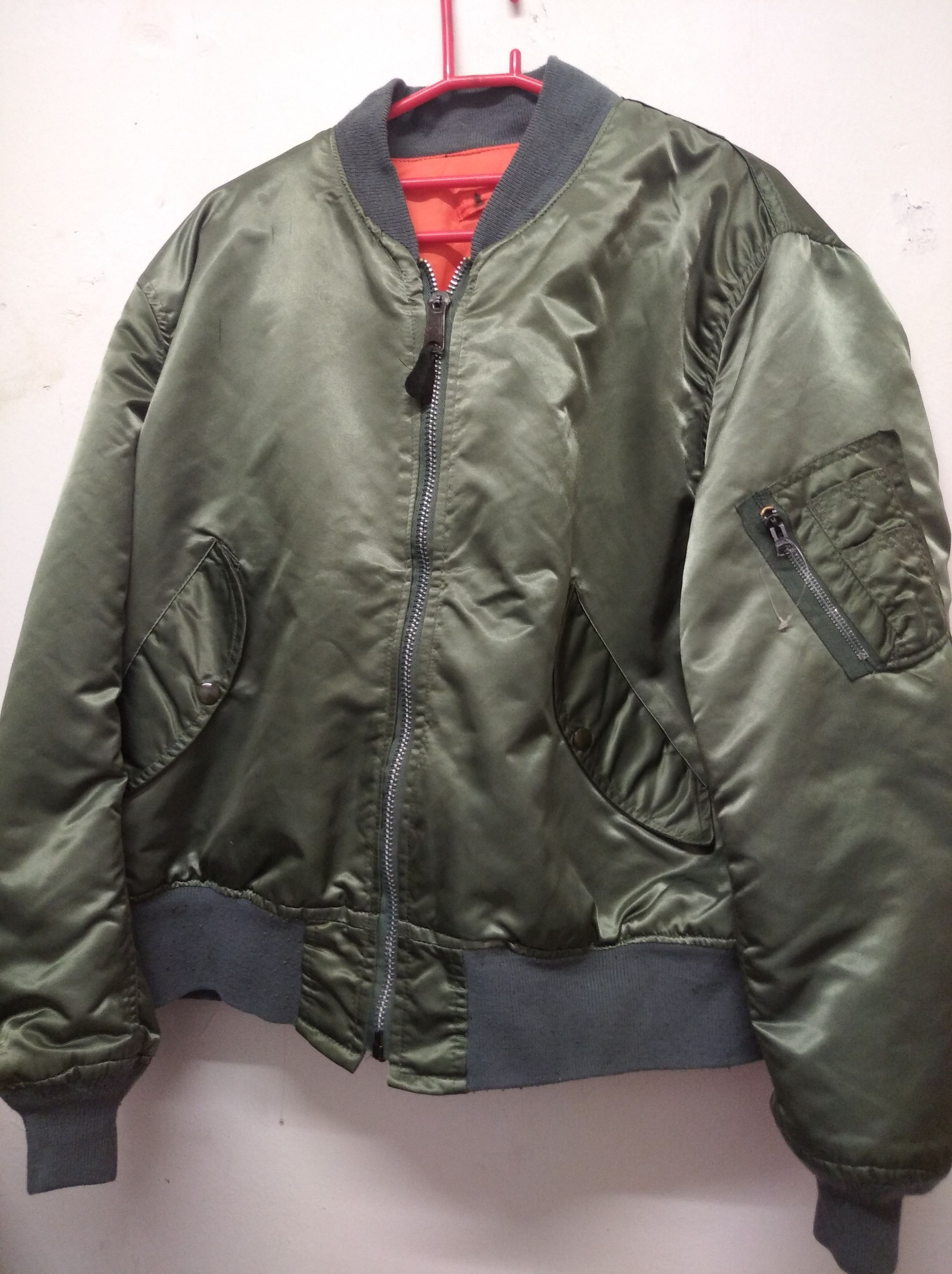 Alpha Industries × Avirex Vintage Military MA1 Bomber Jacket good condition Size US L / EU 52-54 / 3 - 4 Thumbnail