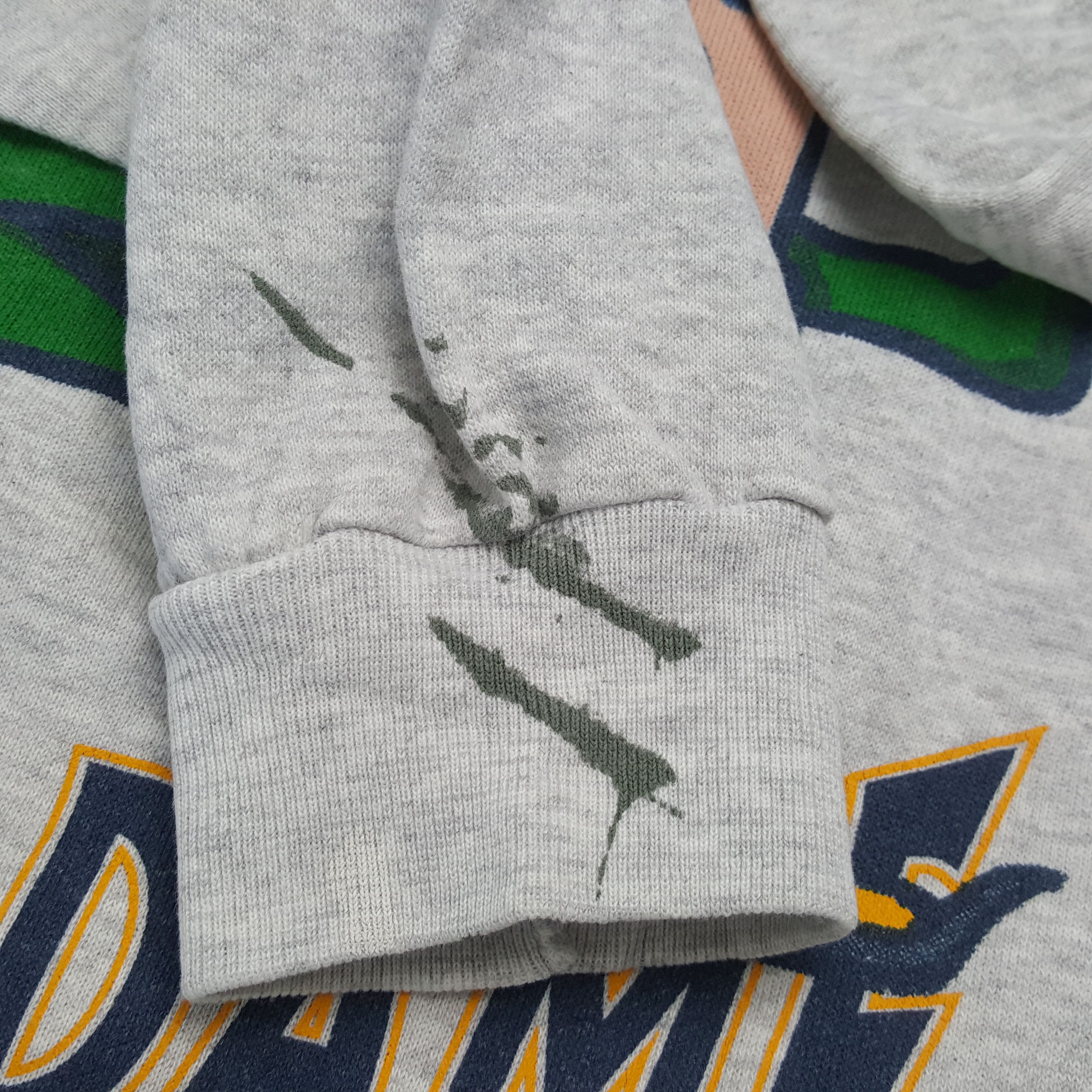 NFL × Vintage NOTRE DAME FIGHTING IRISH NFL Team Vintage Sweatshirt Size US L / EU 52-54 / 3 - 7 Thumbnail
